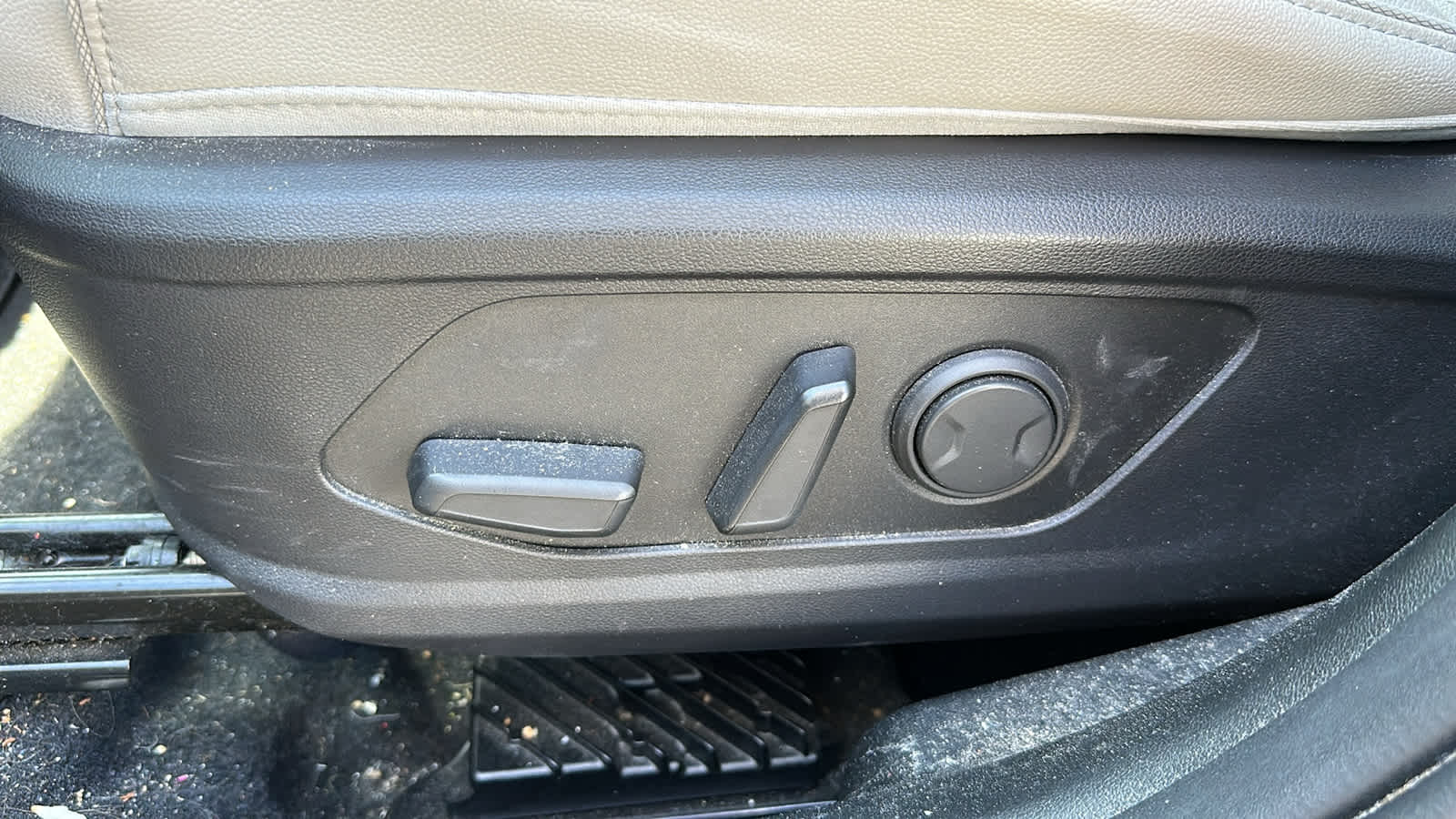 used 2022 Hyundai Tucson car, priced at $27,403