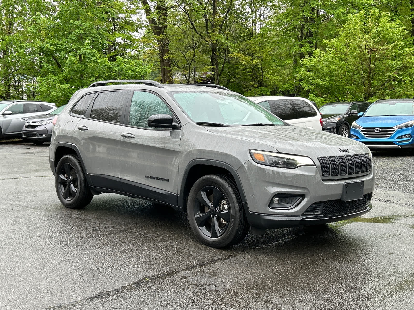 used 2023 Jeep Cherokee car, priced at $26,803
