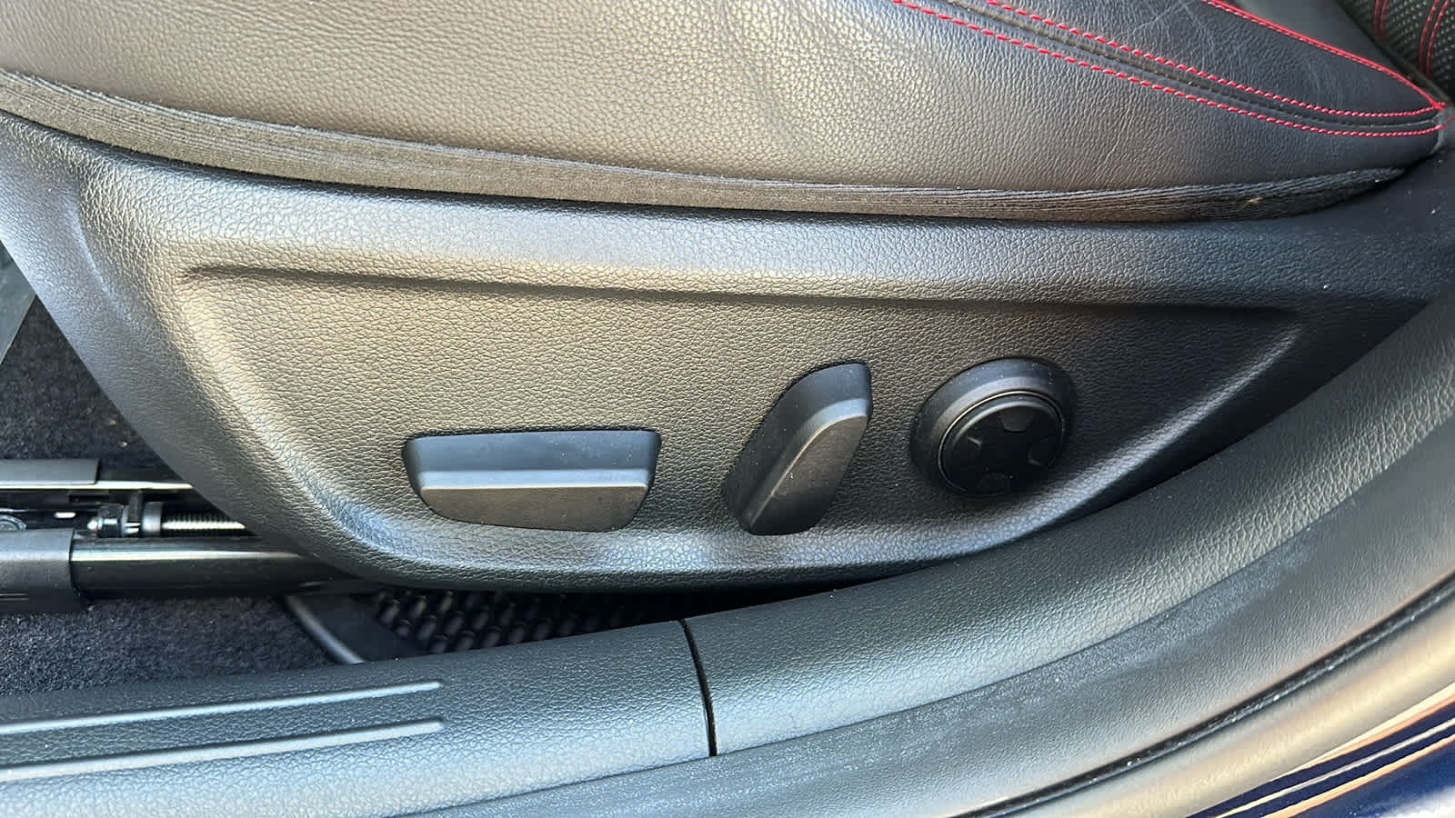 used 2023 Genesis G70 car, priced at $31,901