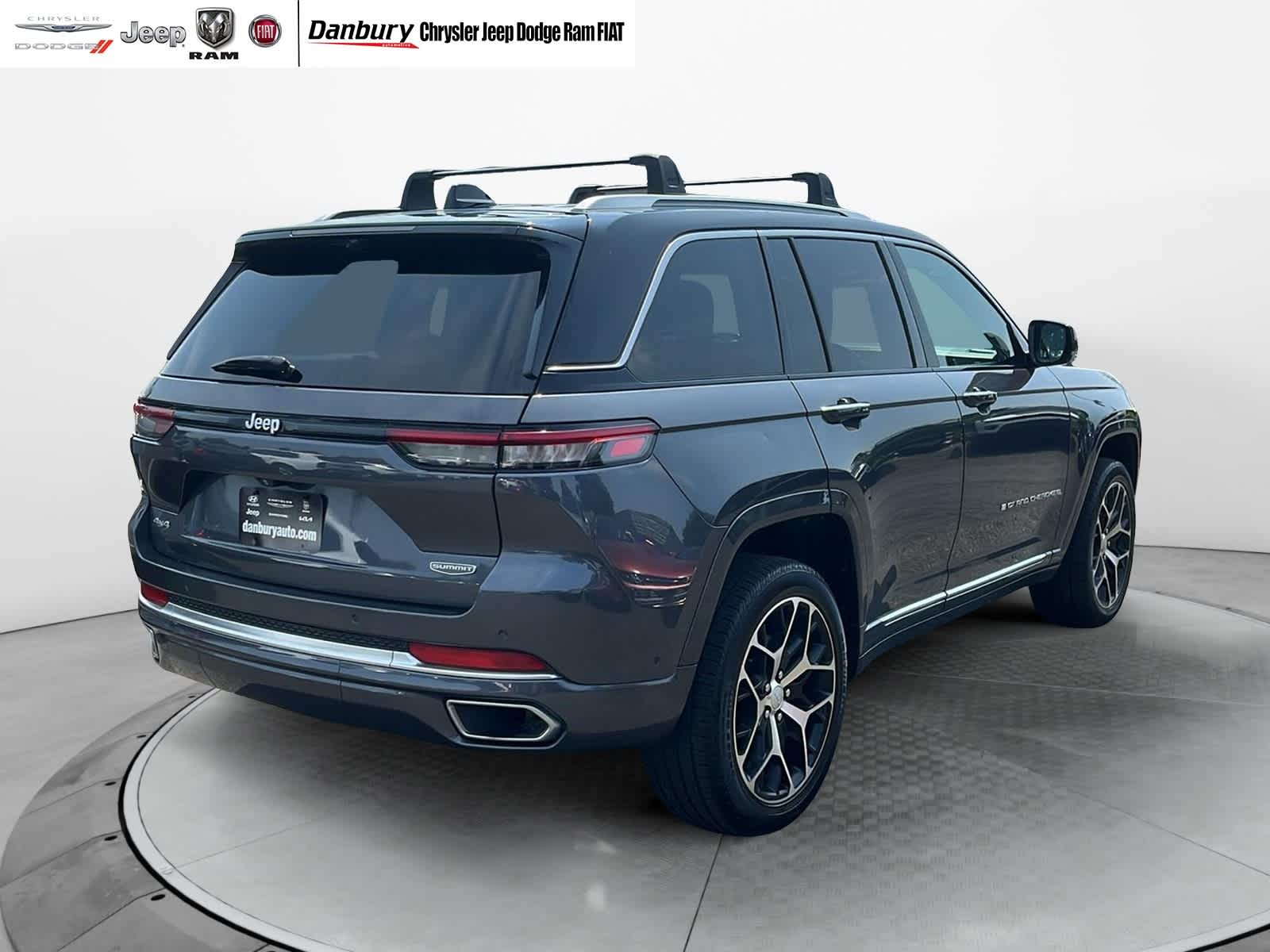 used 2022 Jeep Grand Cherokee car, priced at $44,877