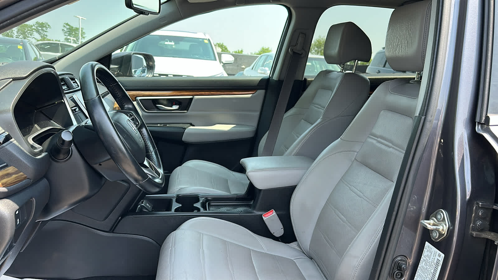 used 2017 Honda CR-V car, priced at $19,403