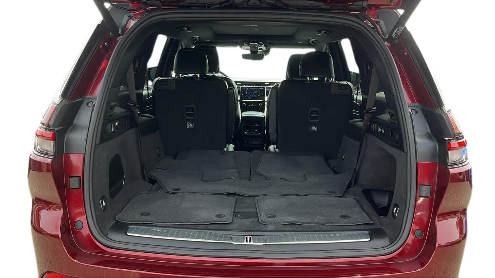 used 2021 Jeep Grand Cherokee L car, priced at $34,552
