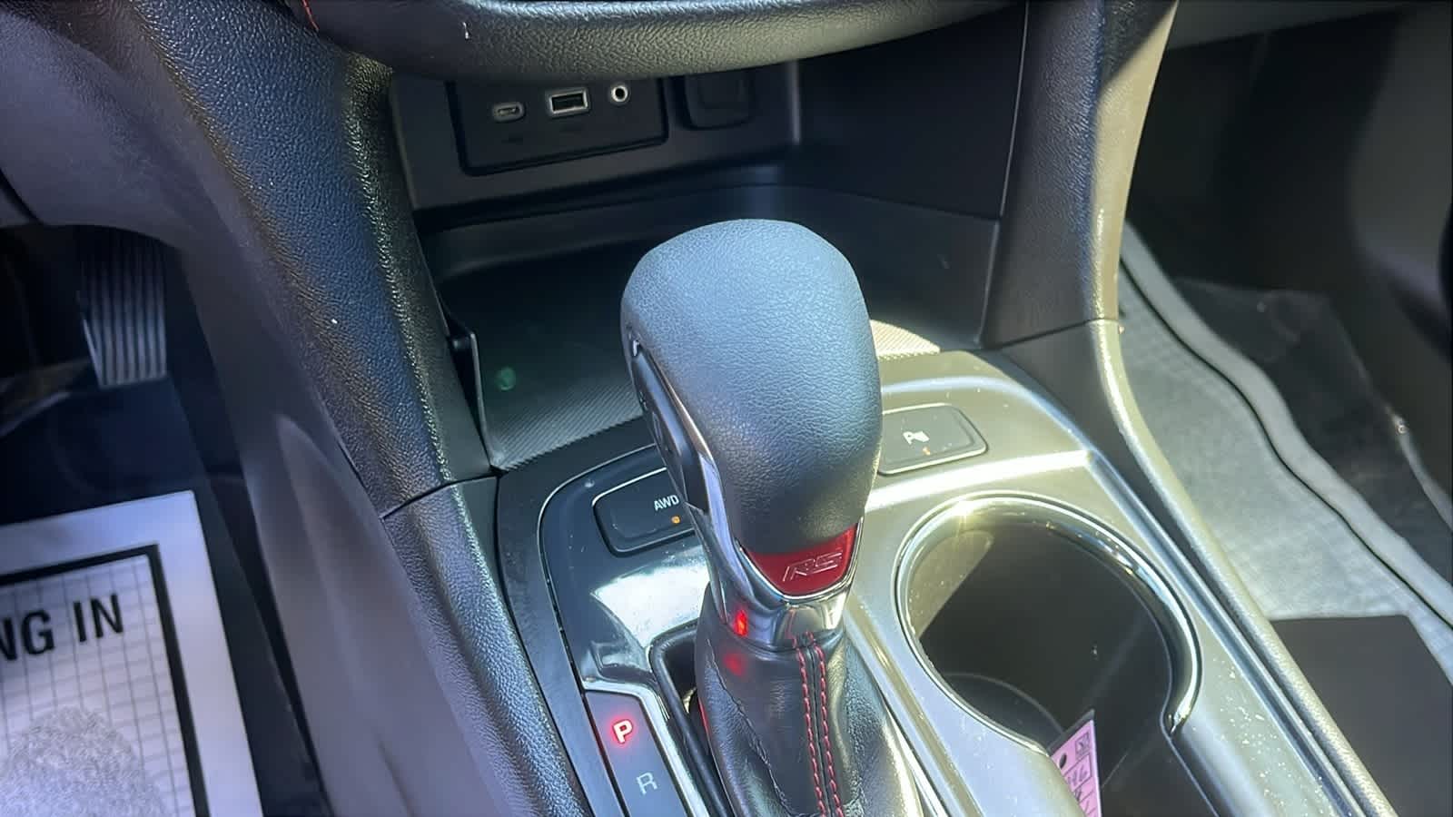 used 2024 Chevrolet Equinox car, priced at $26,912