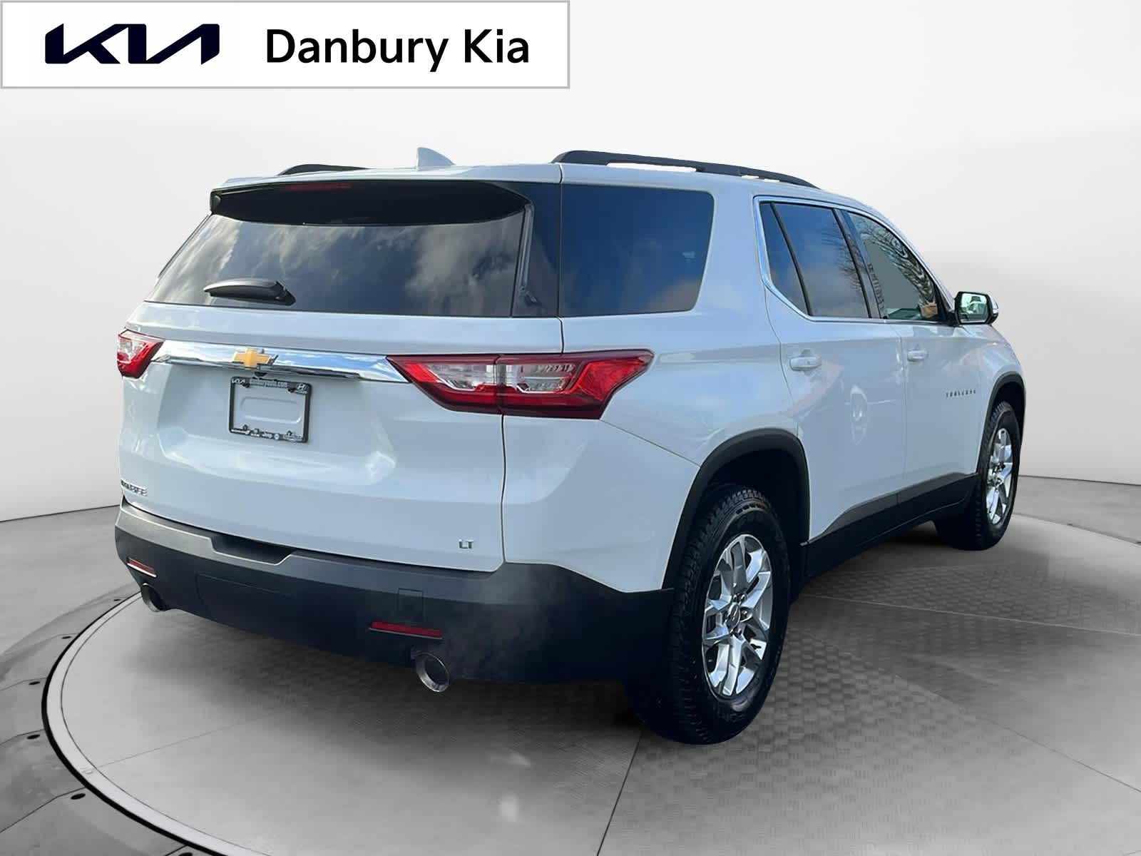 used 2019 Chevrolet Traverse car, priced at $19,358