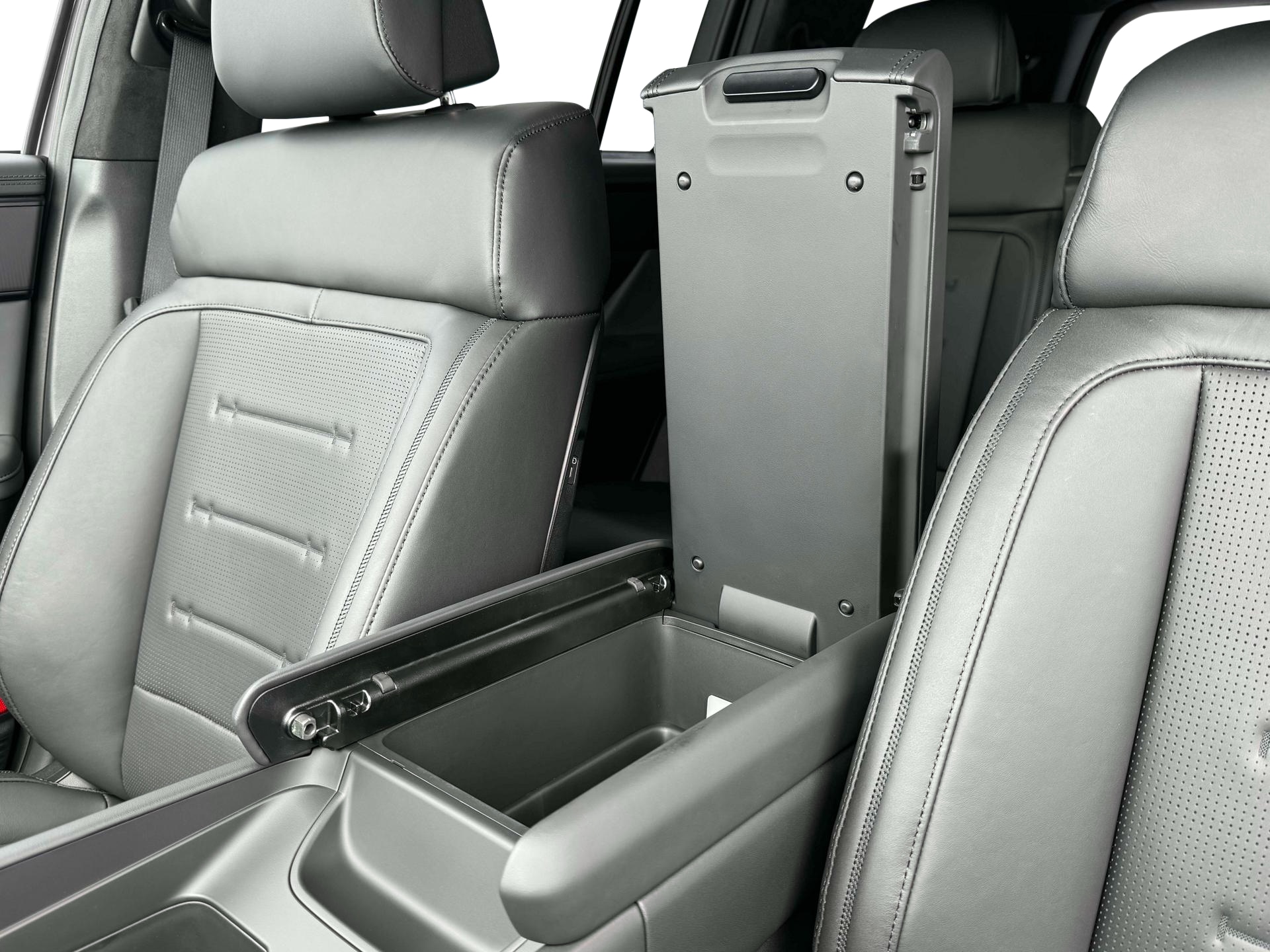 new 2025 Hyundai Santa Fe car, priced at $51,669