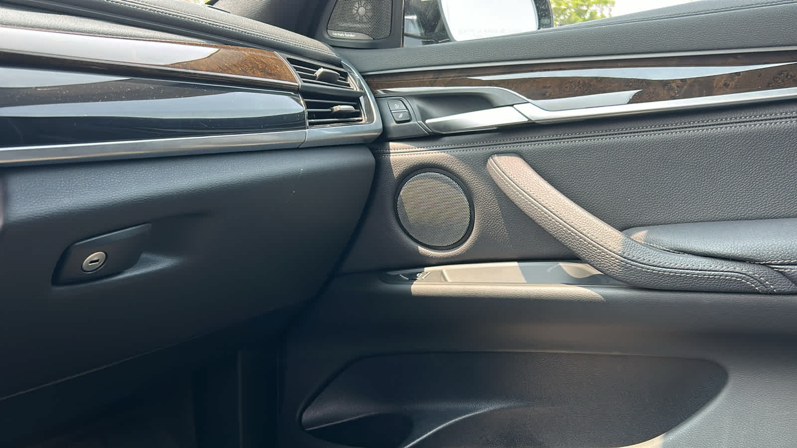 used 2019 BMW X6 car, priced at $35,902