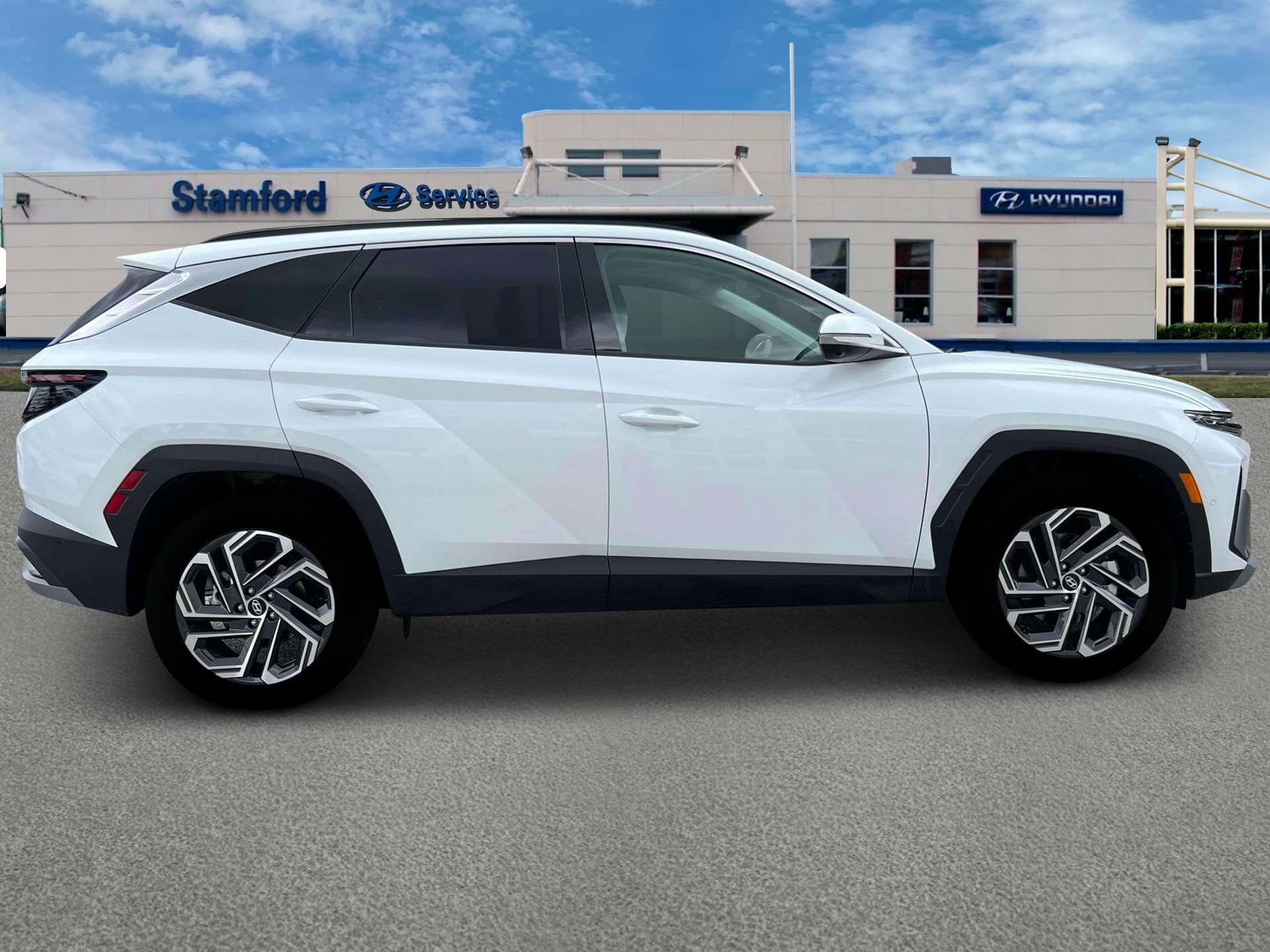 new 2025 Hyundai Tucson Hybrid car, priced at $43,955