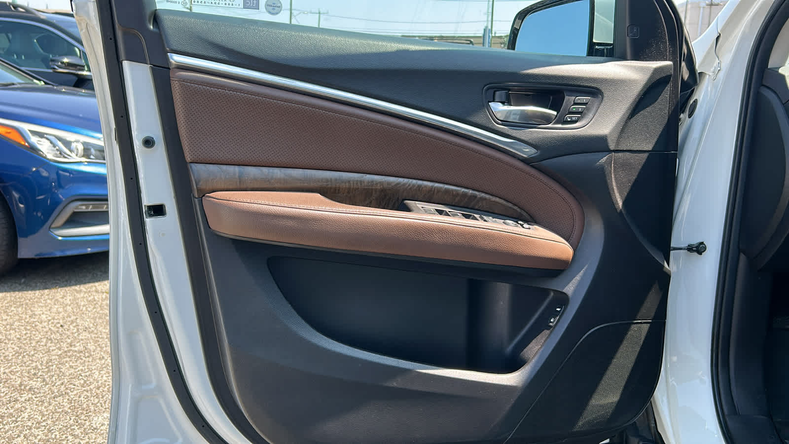 used 2019 Acura MDX car, priced at $21,601