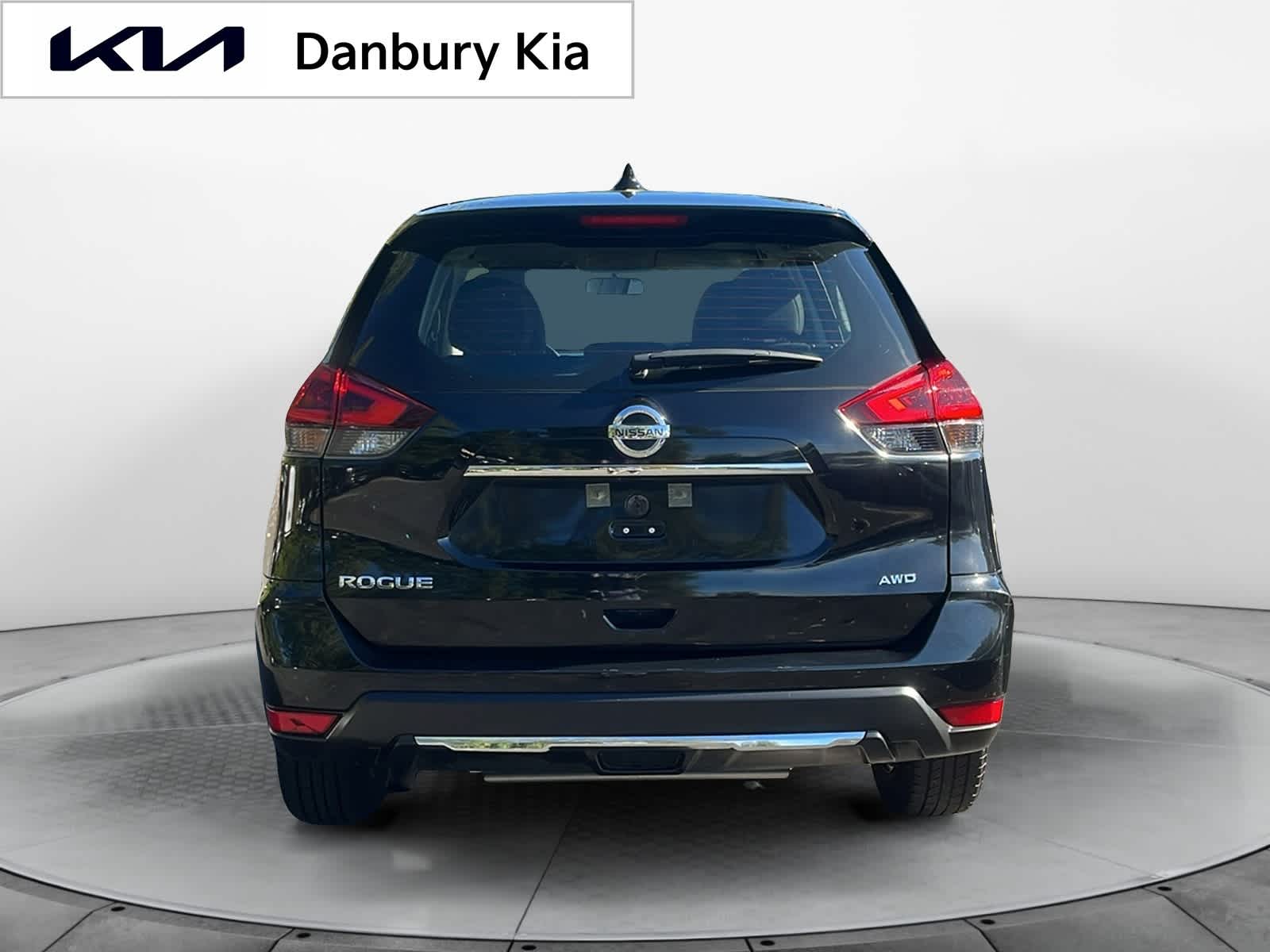 used 2018 Nissan Rogue car, priced at $13,496