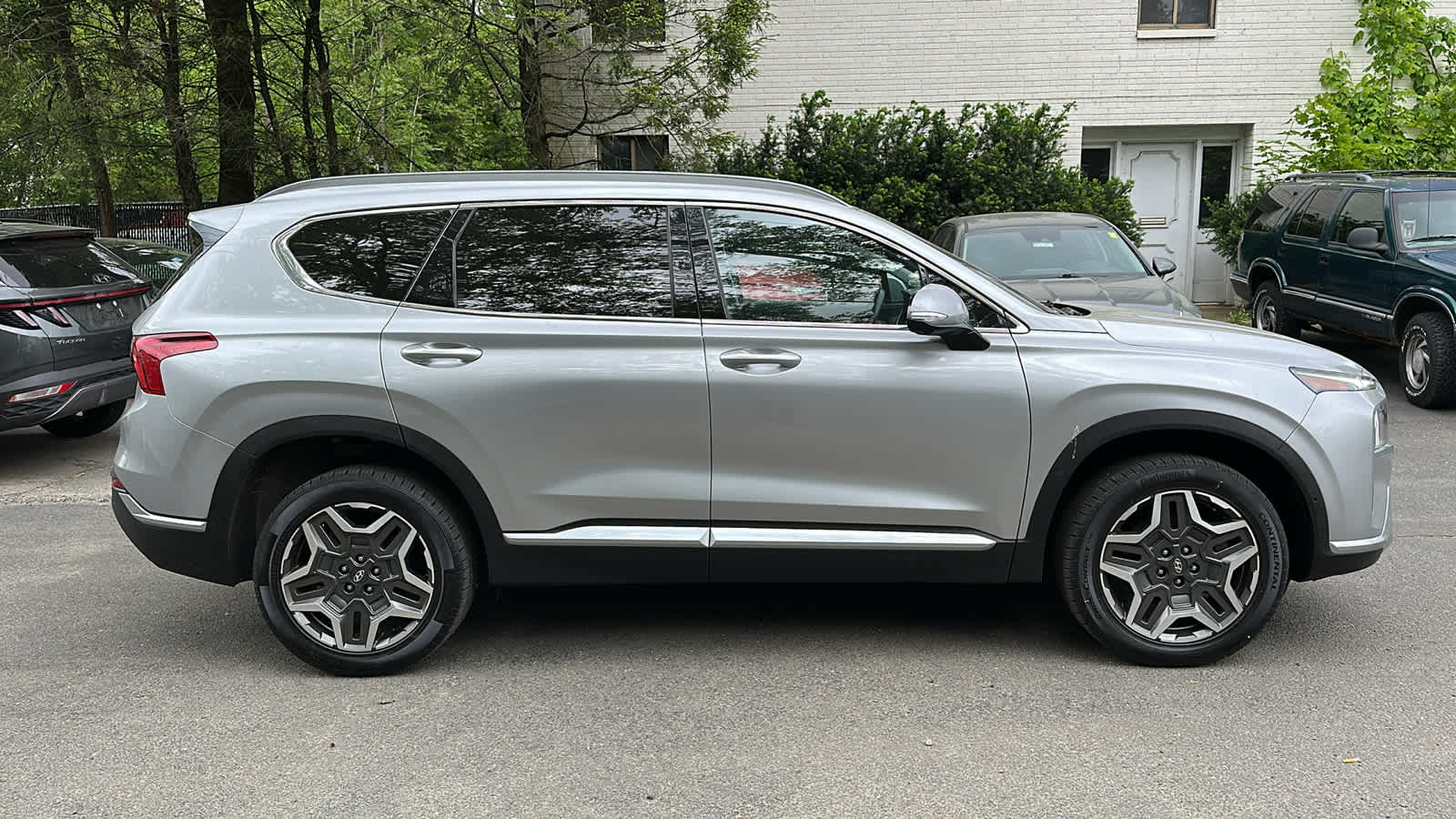 used 2021 Hyundai Santa Fe car, priced at $23,907