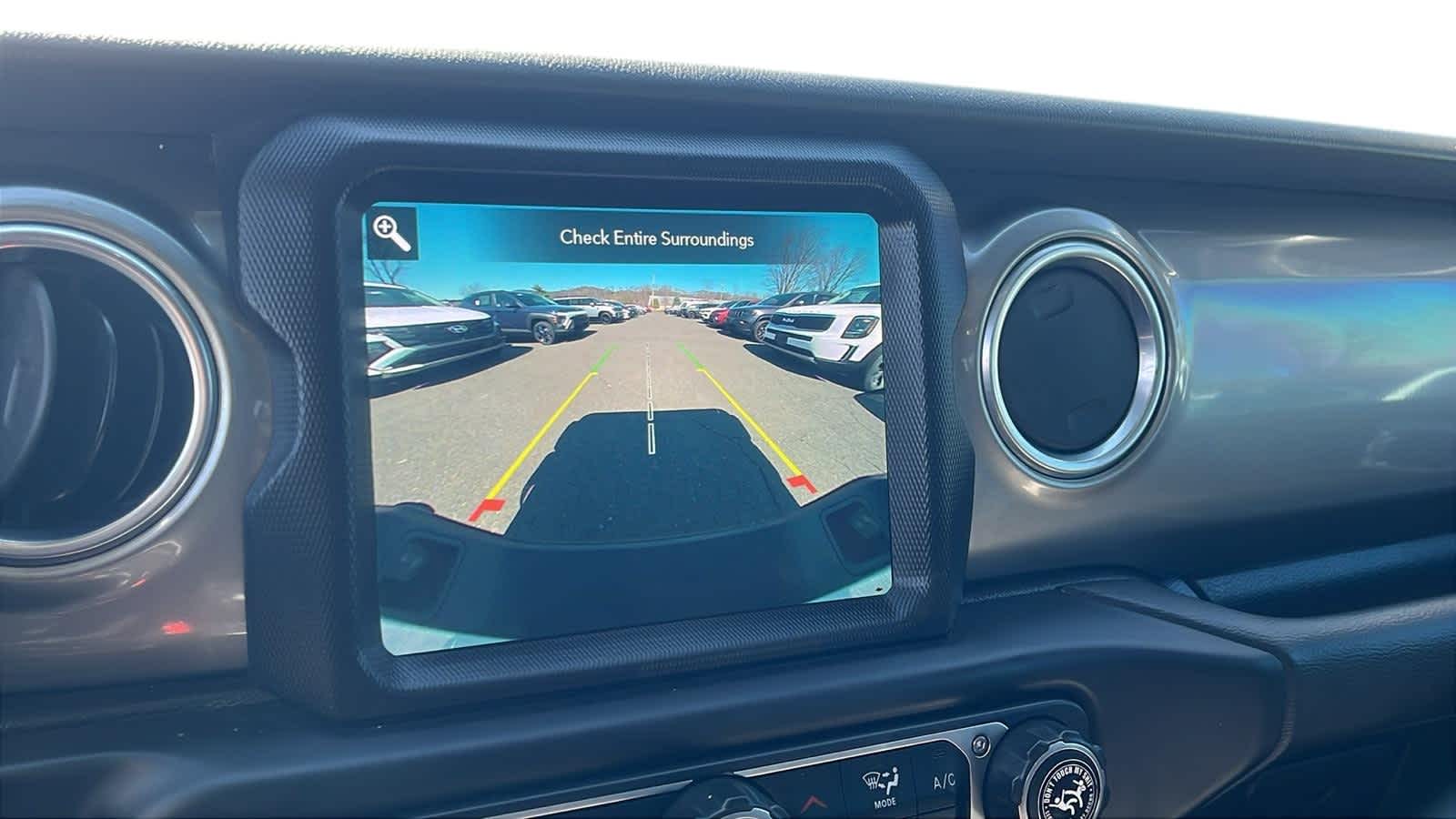 used 2021 Jeep Gladiator car, priced at $30,847