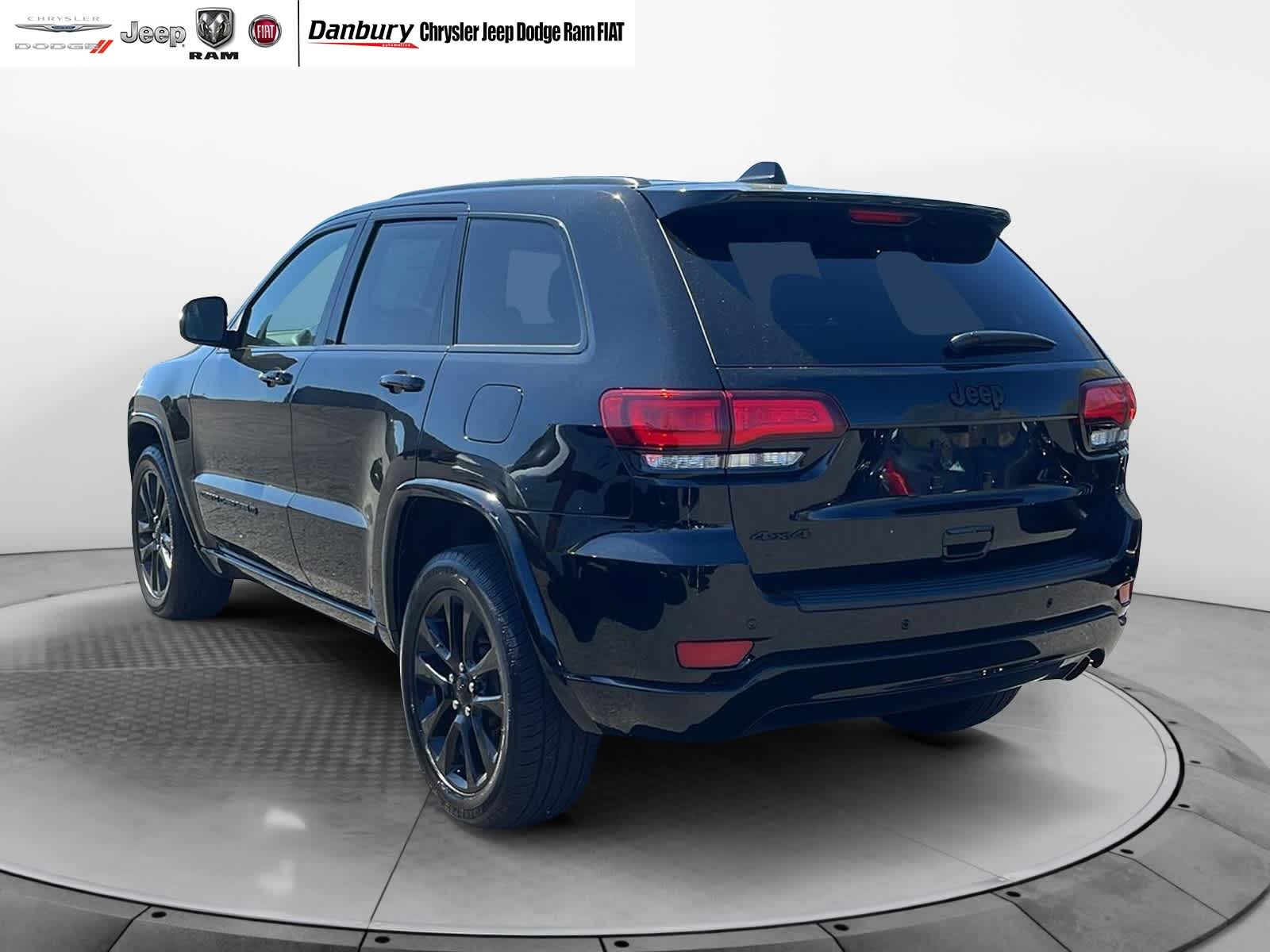 used 2022 Jeep Grand Cherokee WK car, priced at $29,792