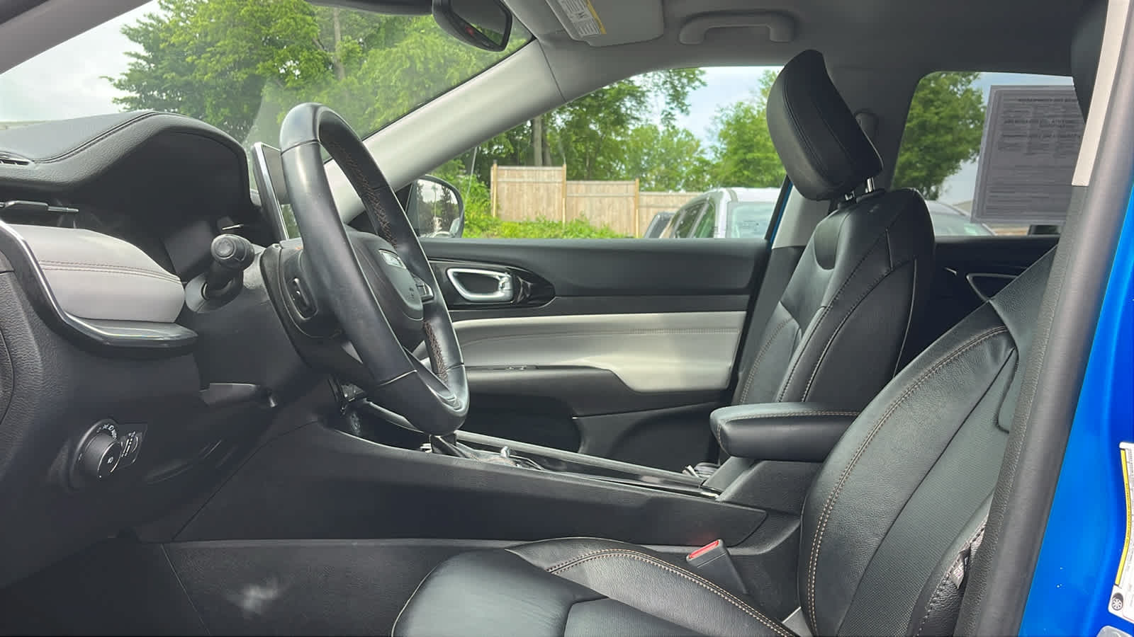 used 2022 Jeep Compass car, priced at $25,463