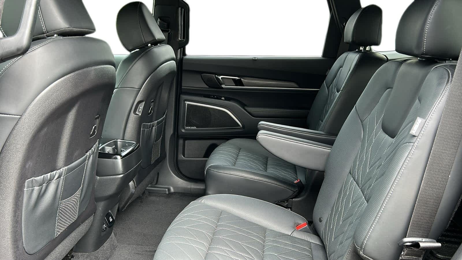 used 2025 Kia Telluride car, priced at $49,457