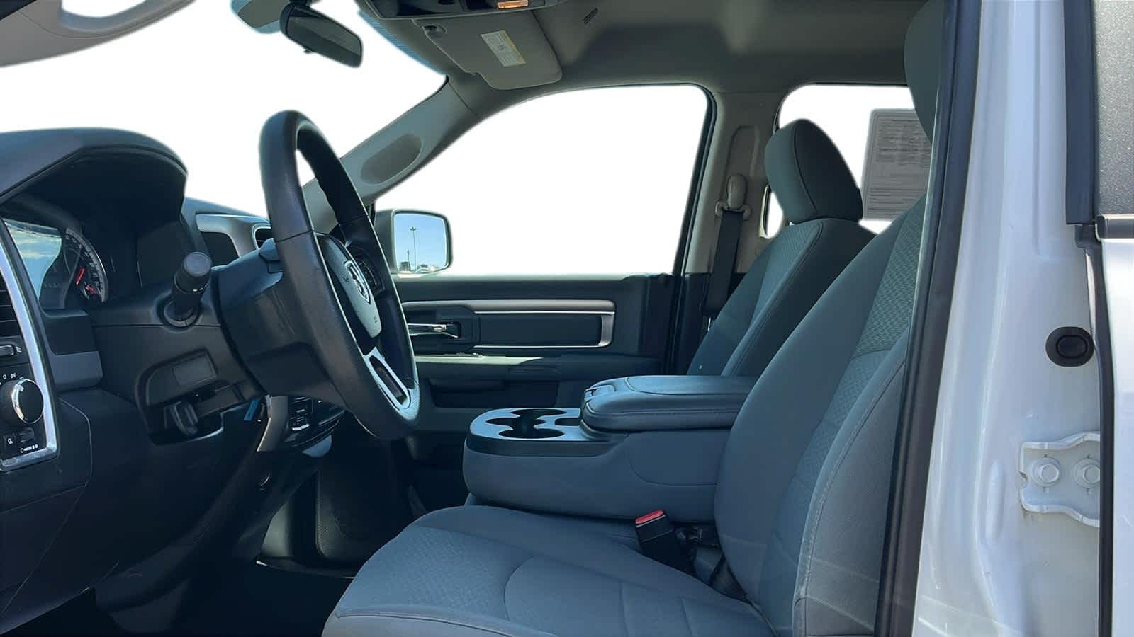 used 2019 Ram 1500 Classic car, priced at $28,774