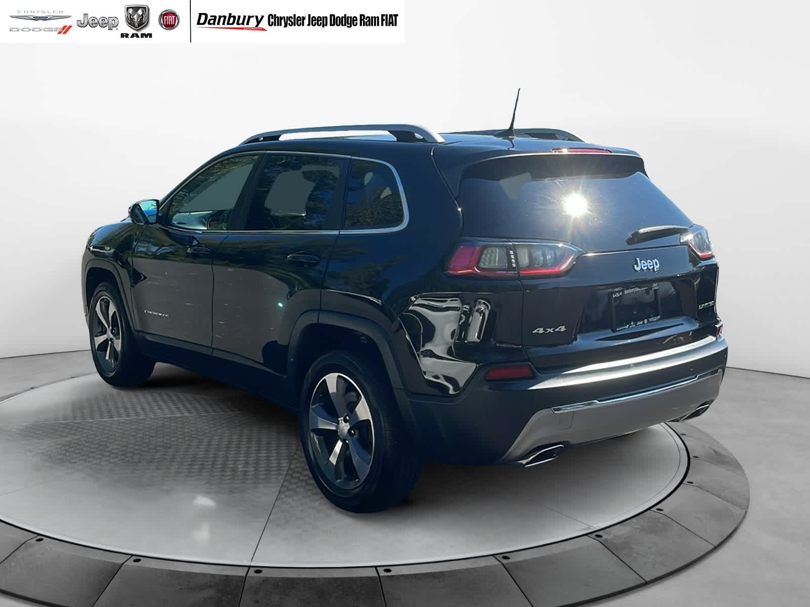 used 2019 Jeep Cherokee car, priced at $16,792