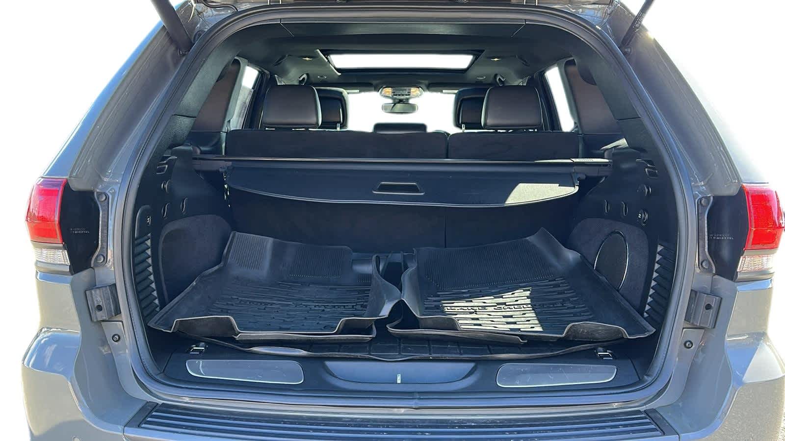 used 2020 Jeep Grand Cherokee car, priced at $29,940
