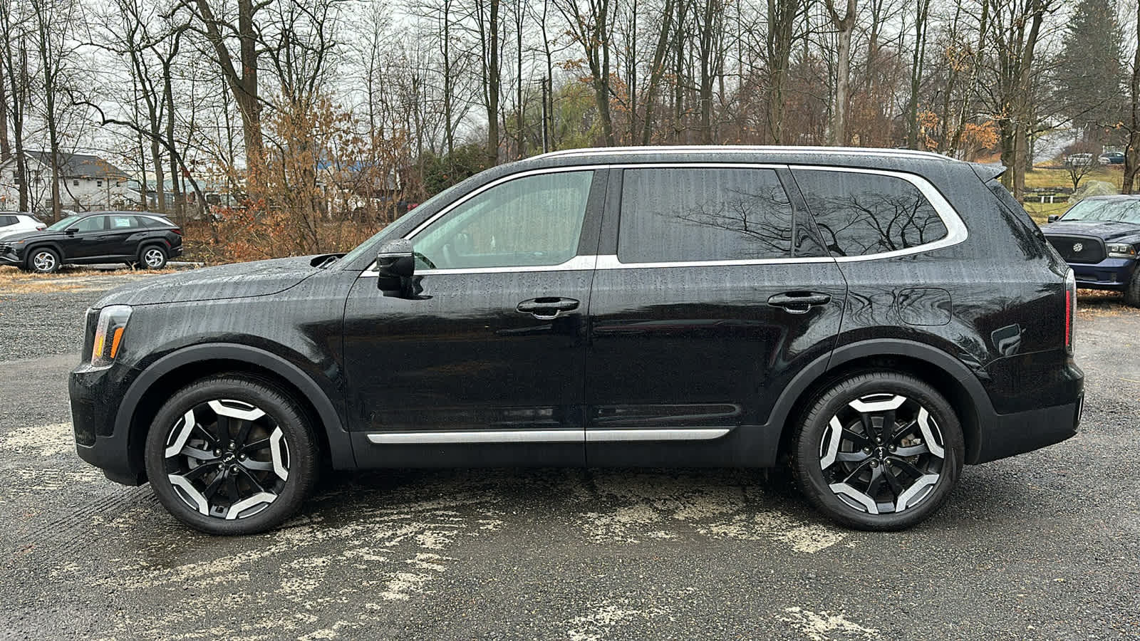 used 2024 Kia Telluride car, priced at $38,503