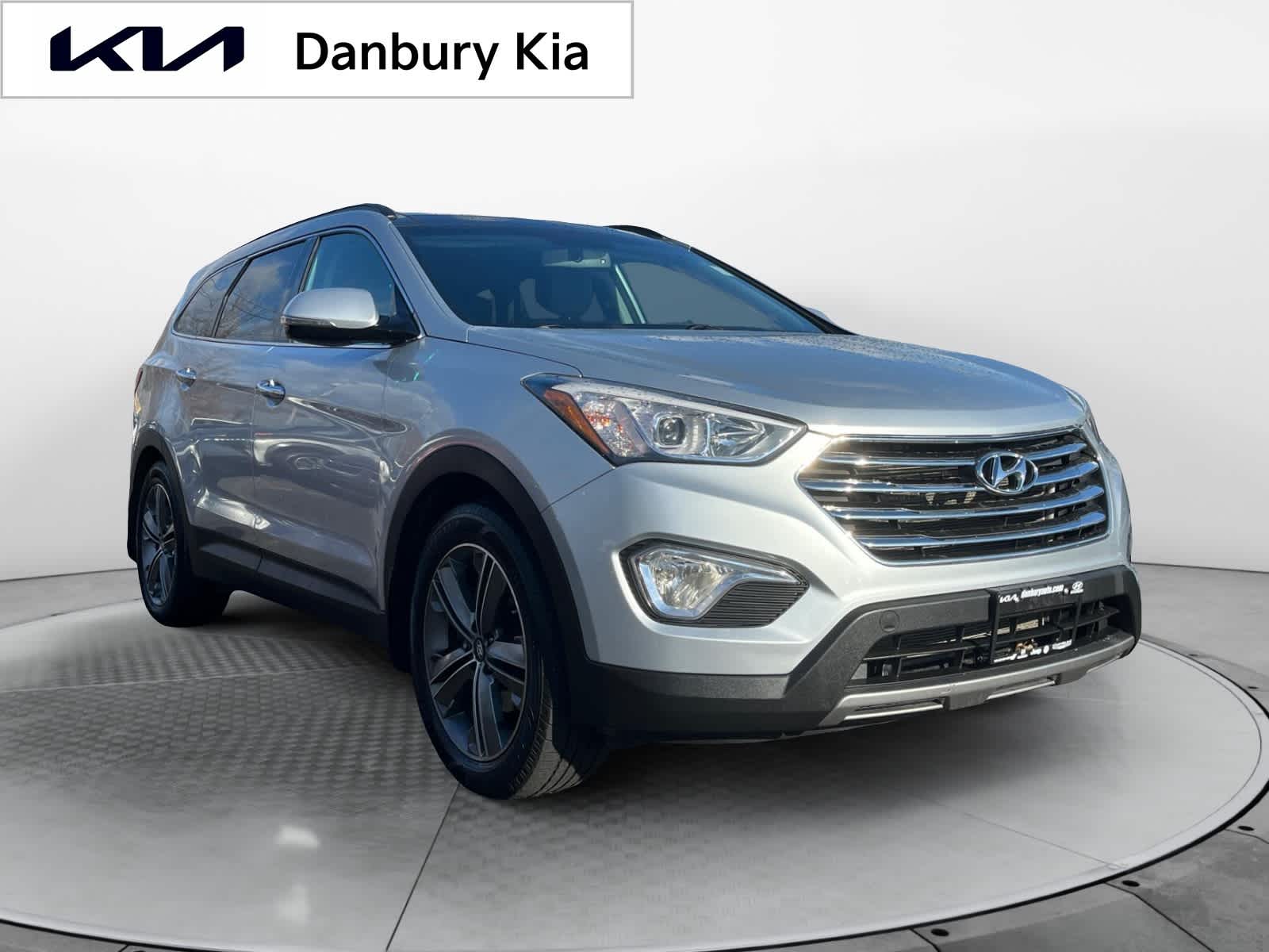 used 2016 Hyundai Santa Fe car, priced at $14,688