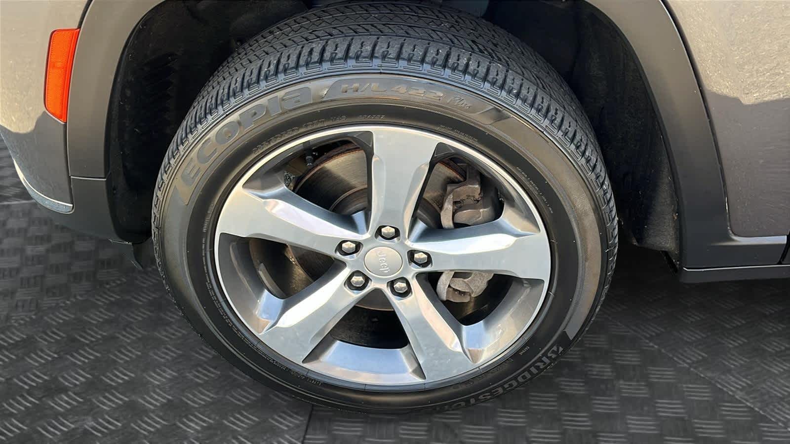 used 2022 Jeep Grand Cherokee L car, priced at $33,780