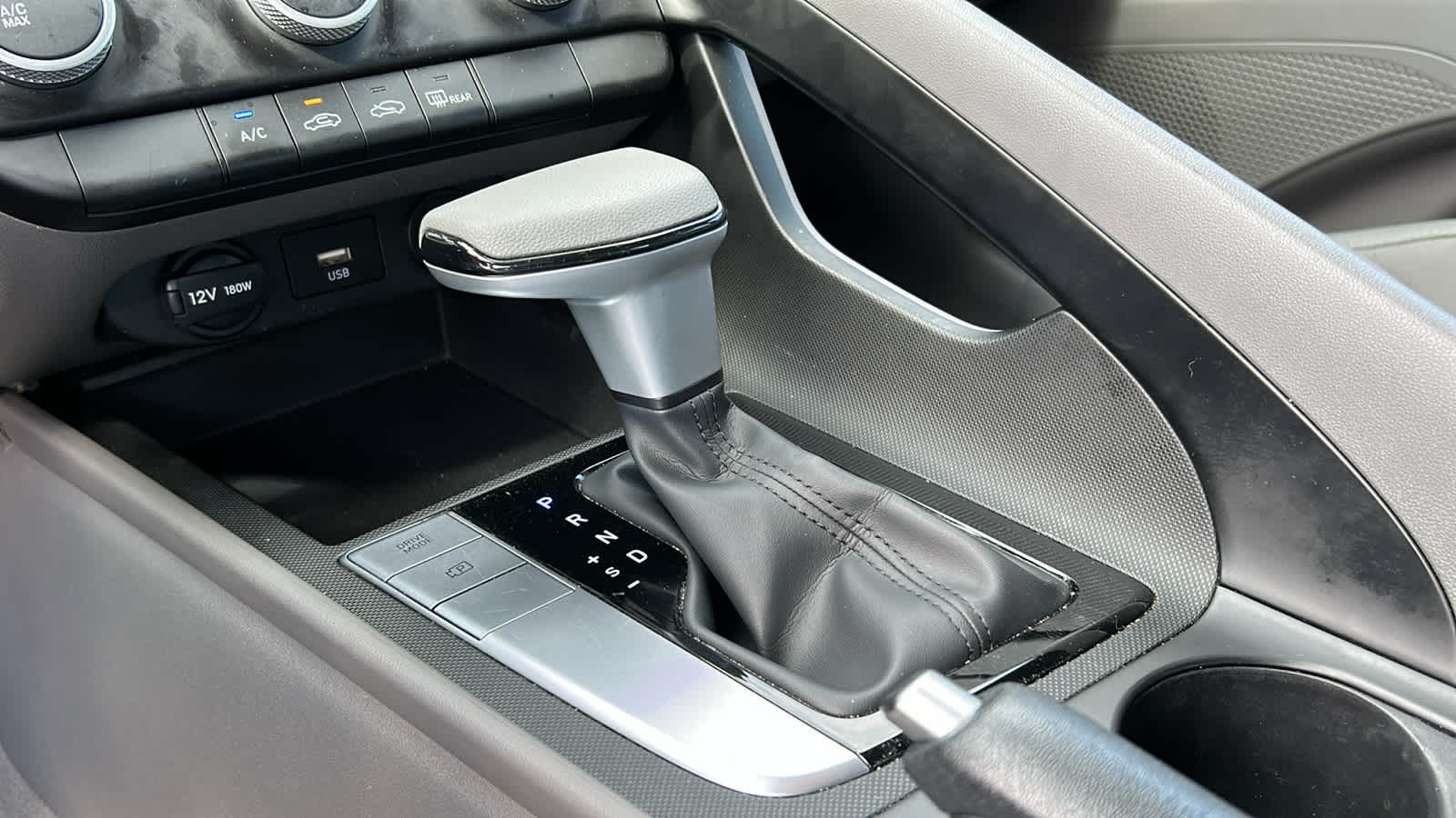 used 2022 Hyundai Elantra car, priced at $16,902