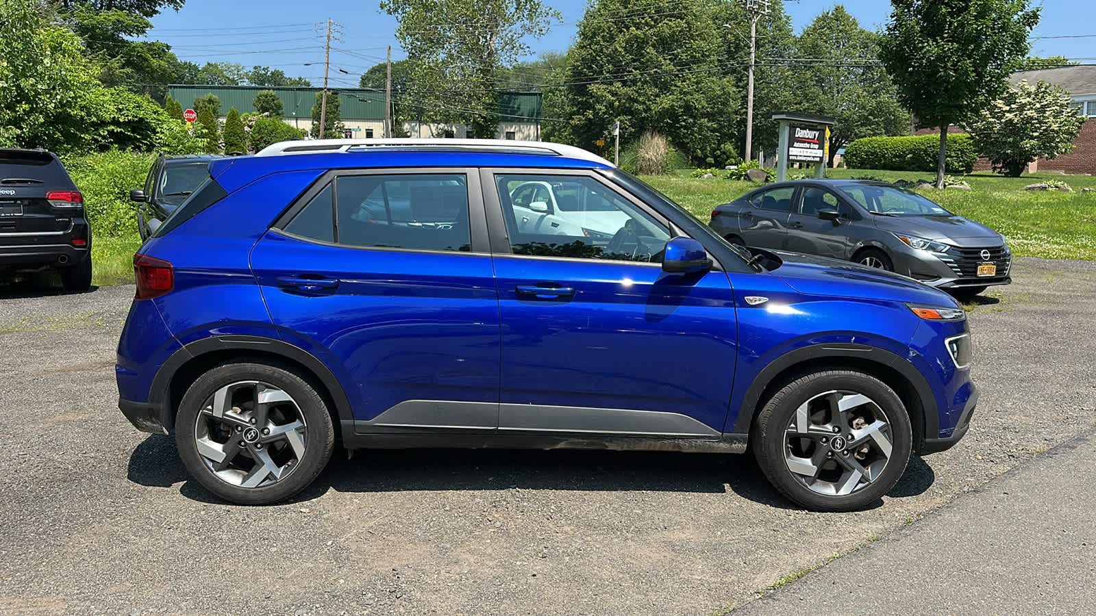 used 2022 Hyundai Venue car
