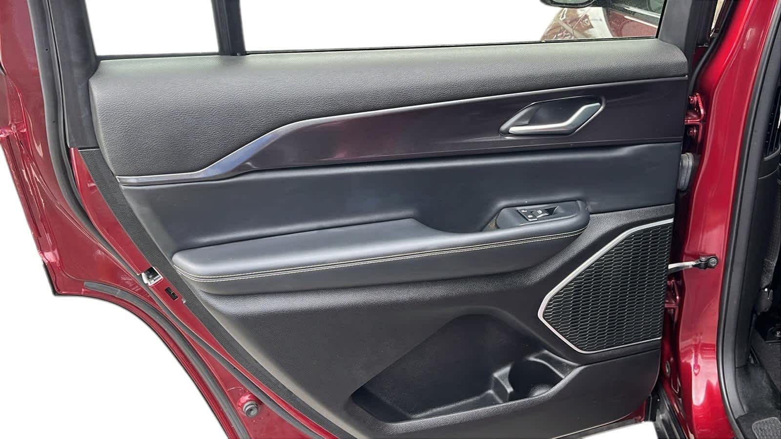 used 2021 Jeep Grand Cherokee L car, priced at $30,408