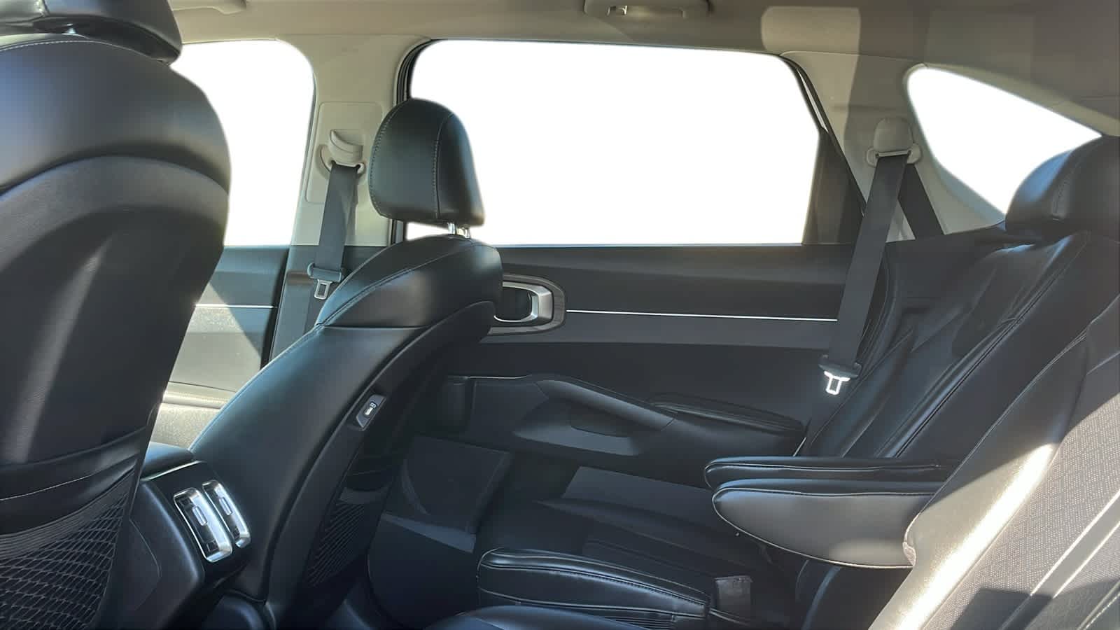 used 2021 Kia Sorento car, priced at $23,947
