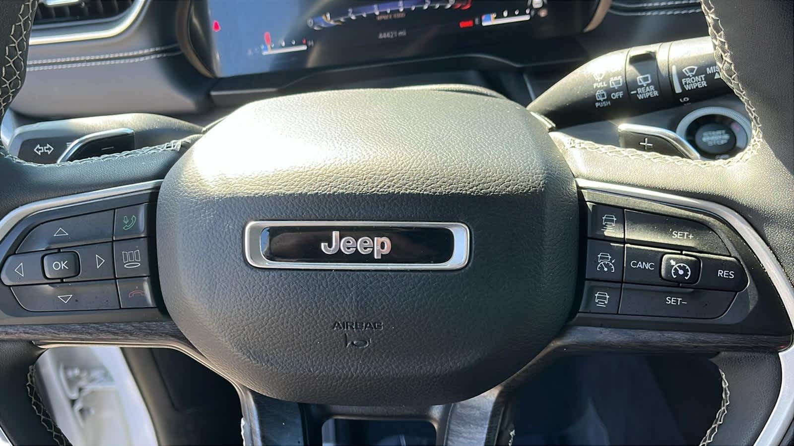 used 2023 Jeep Grand Cherokee car, priced at $32,816