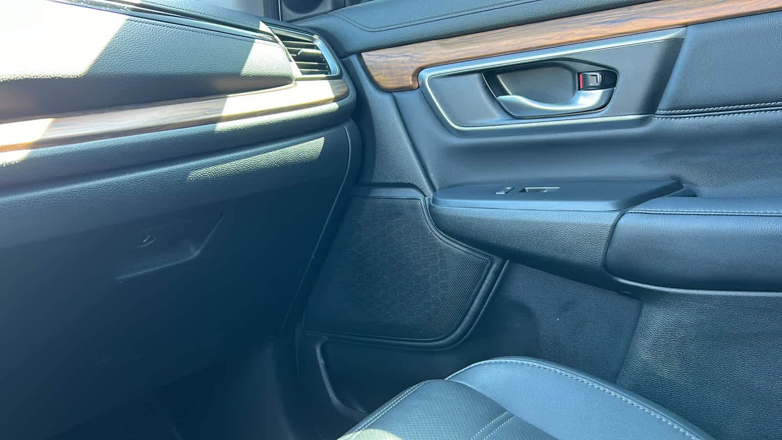 used 2019 Honda CR-V car, priced at $21,902