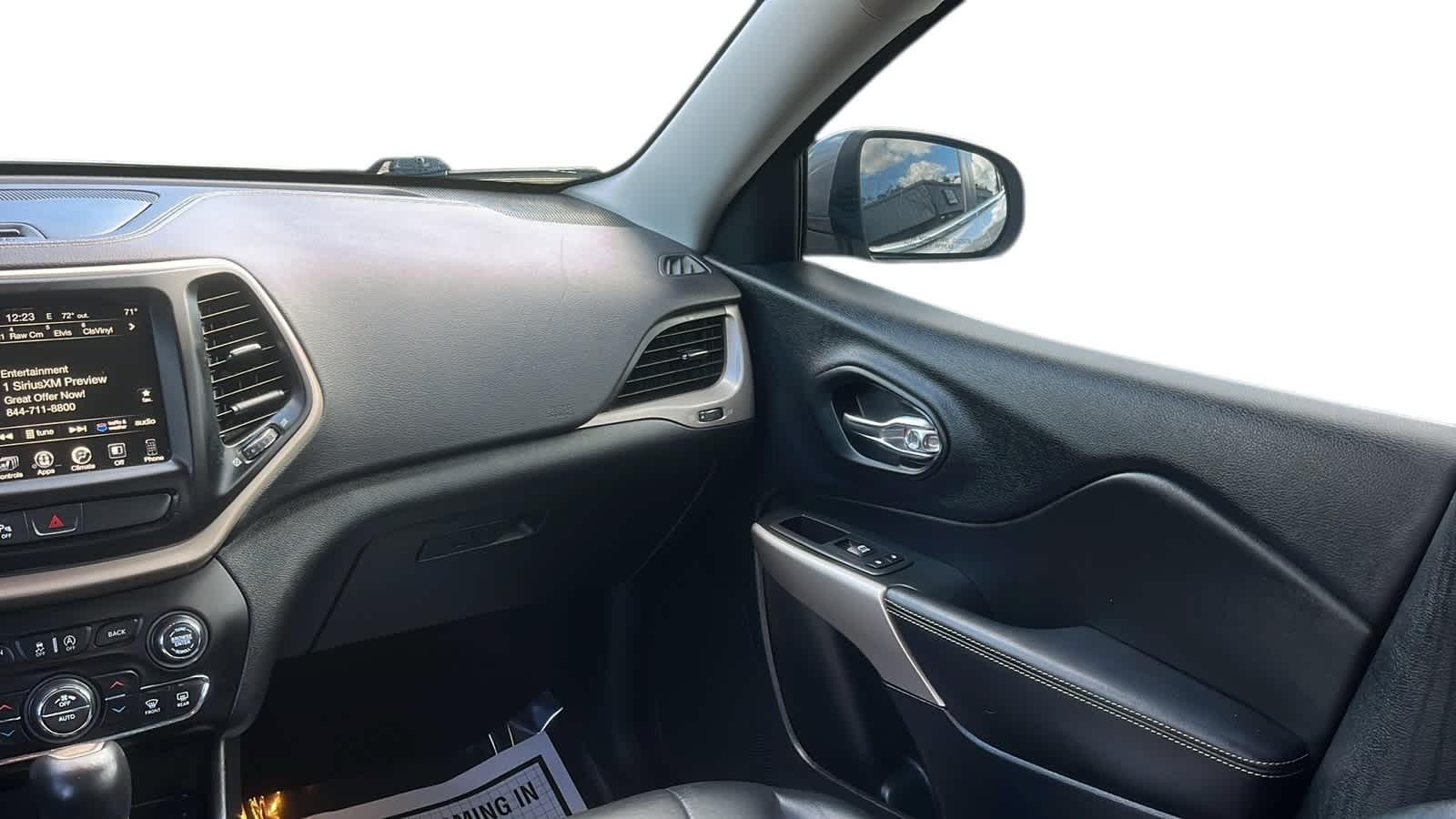 used 2018 Jeep Cherokee car, priced at $15,672