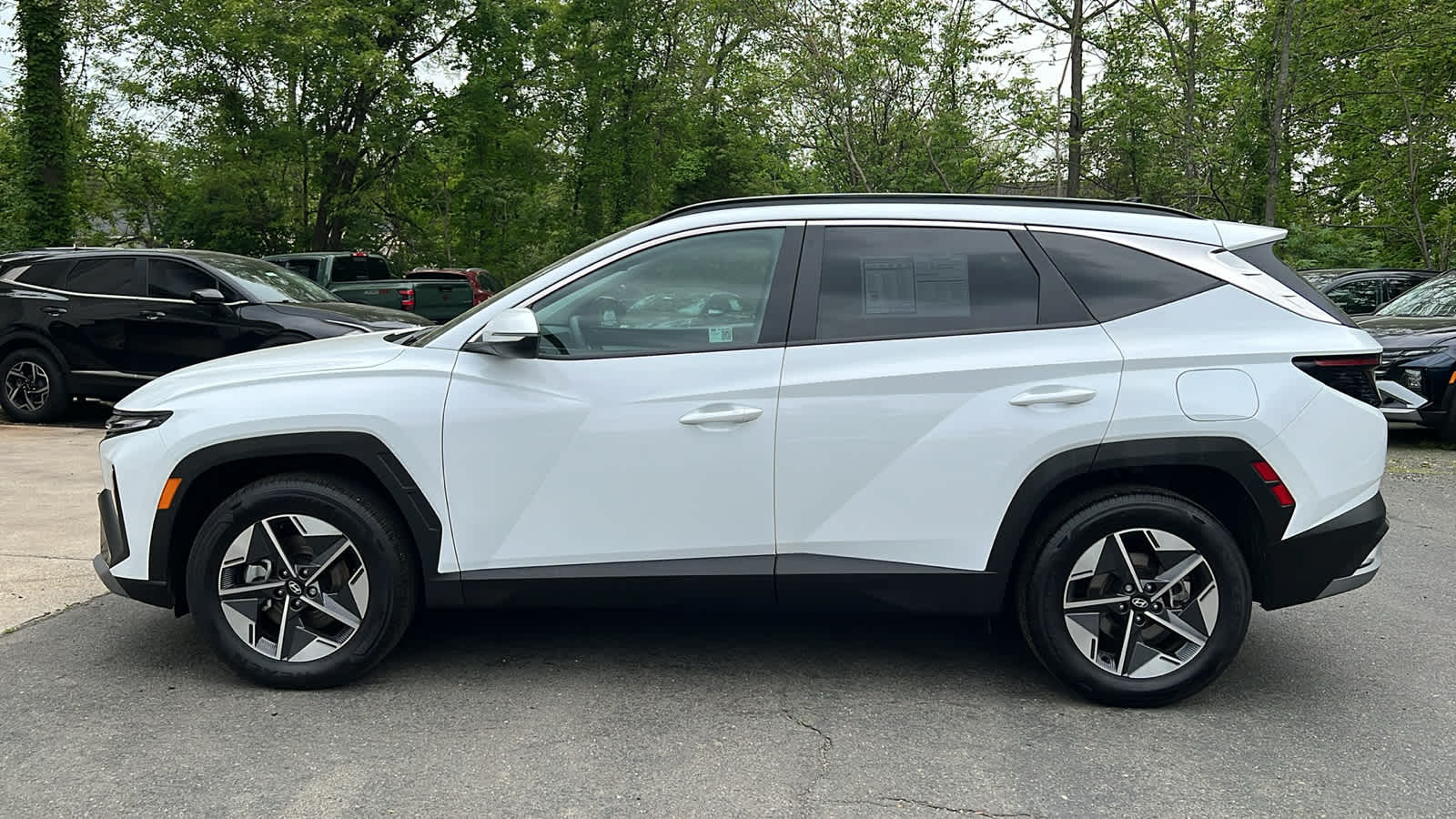 used 2025 Hyundai Tucson Hybrid car, priced at $36,802