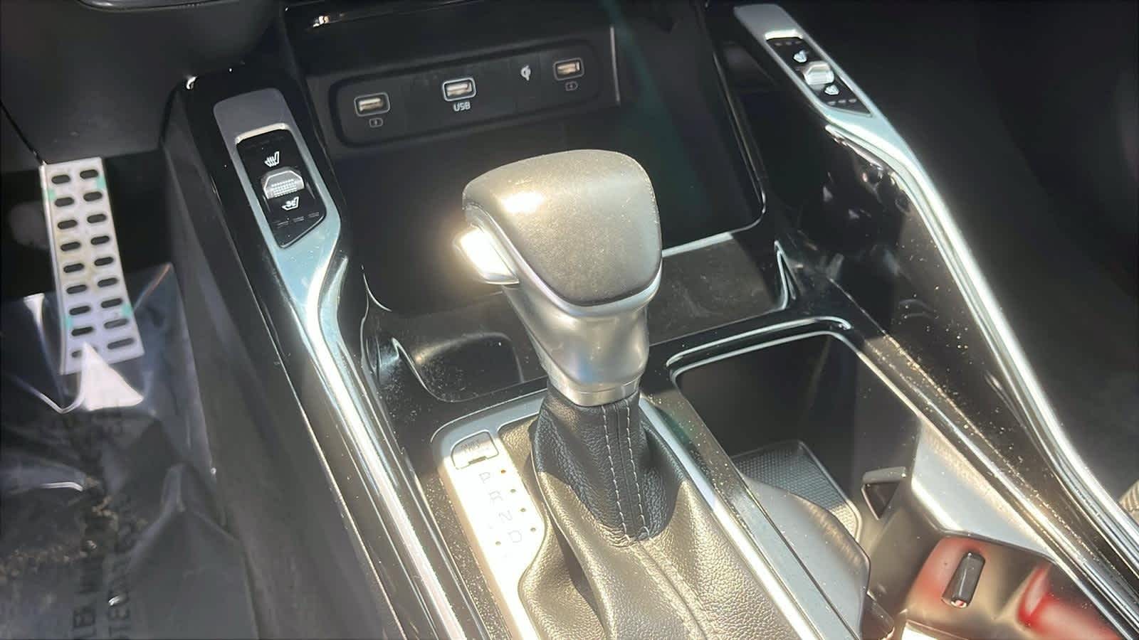 used 2023 Kia Sorento car, priced at $31,468