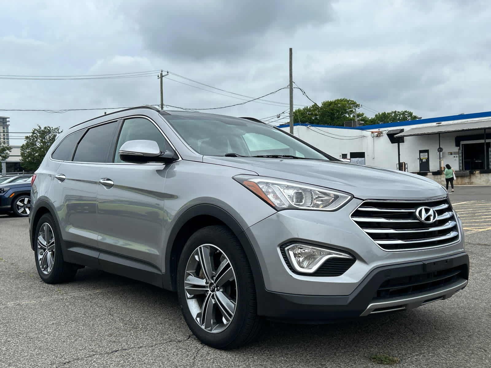 used 2016 Hyundai Santa Fe car, priced at $16,502