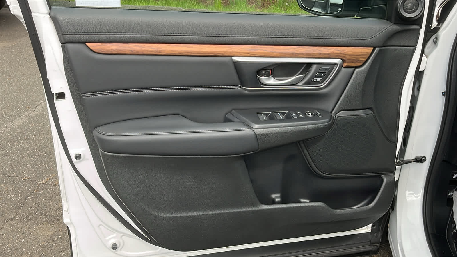 used 2022 Honda CR-V car, priced at $30,997