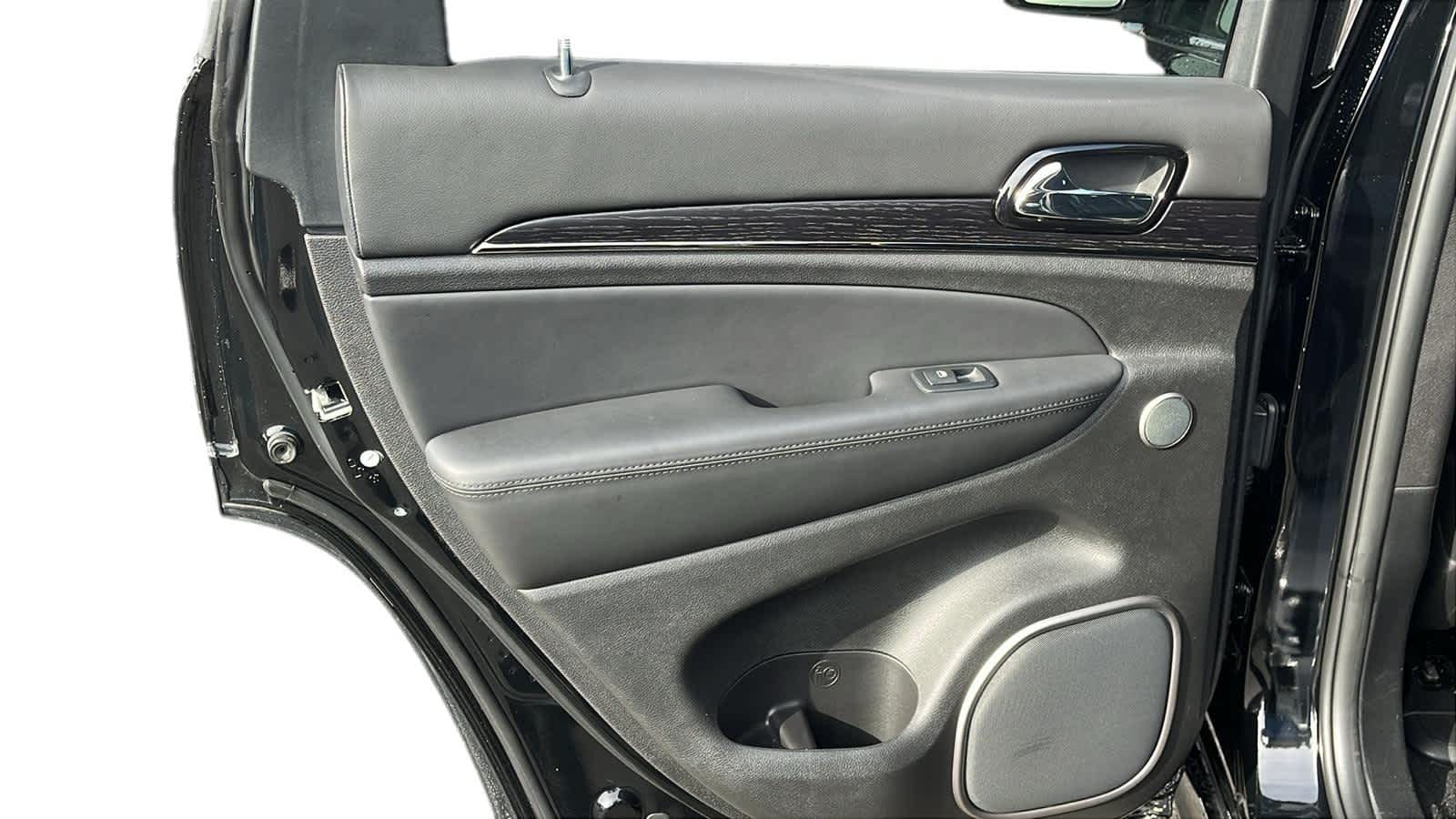 used 2021 Jeep Grand Cherokee car, priced at $28,881