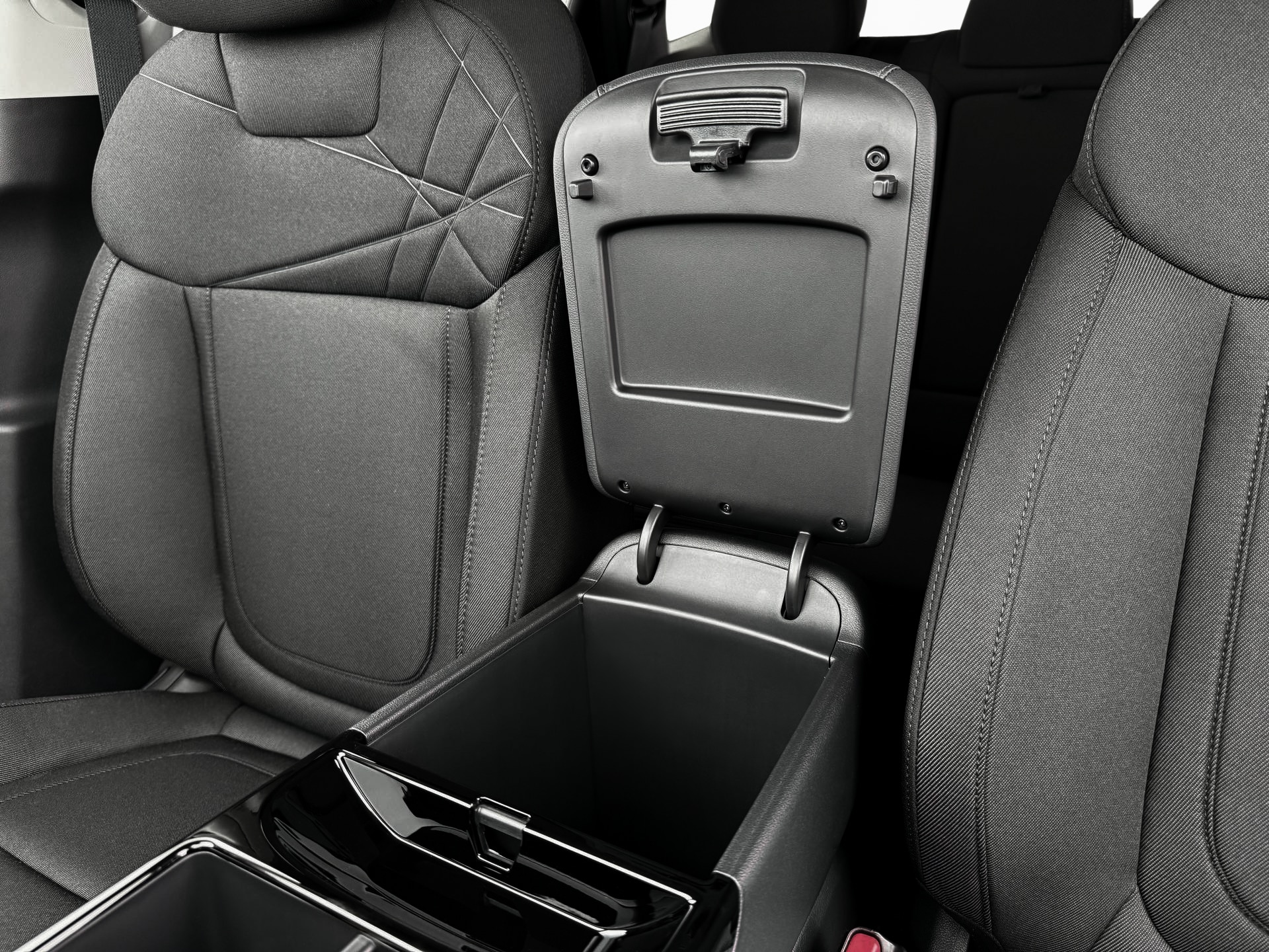 new 2025 Hyundai Tucson Hybrid car, priced at $35,535