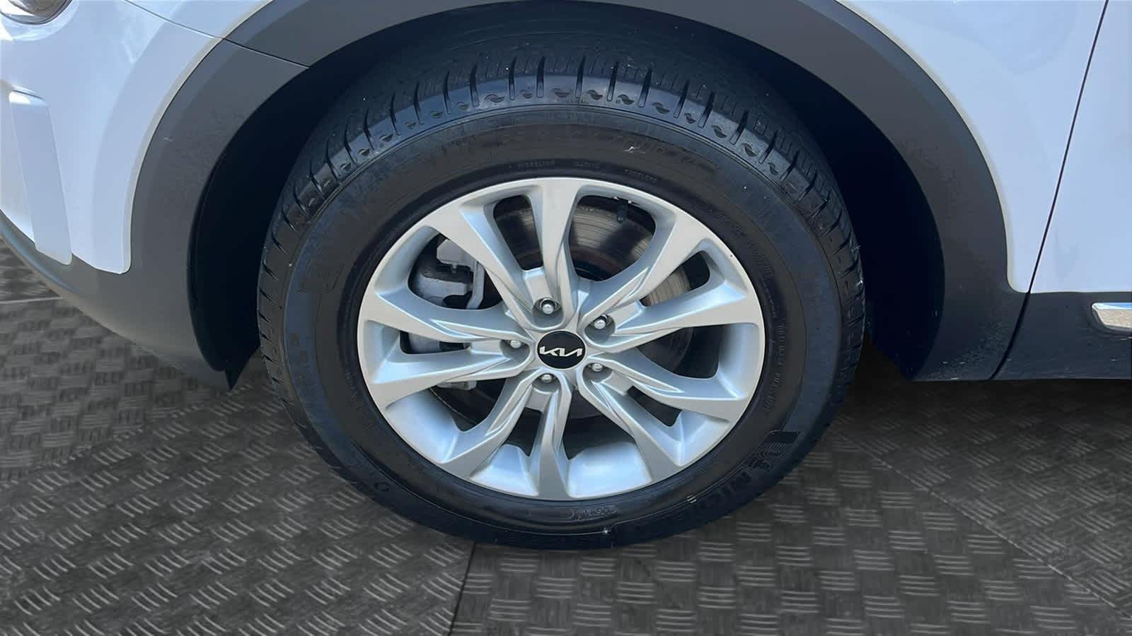 used 2022 Kia Telluride car, priced at $33,683
