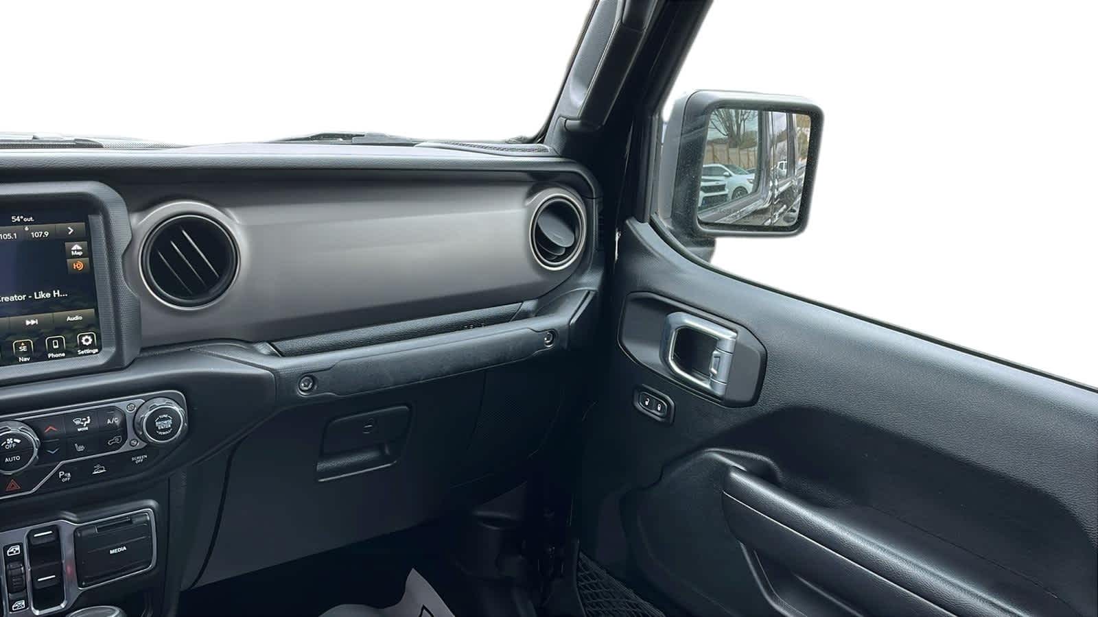 used 2021 Jeep Gladiator car, priced at $32,904