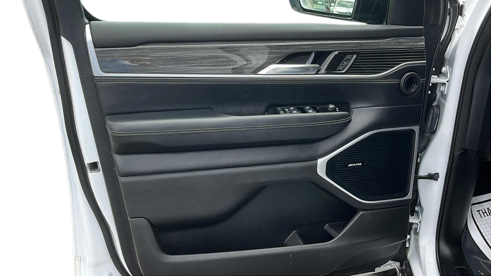 used 2022 Jeep Wagoneer car, priced at $42,944