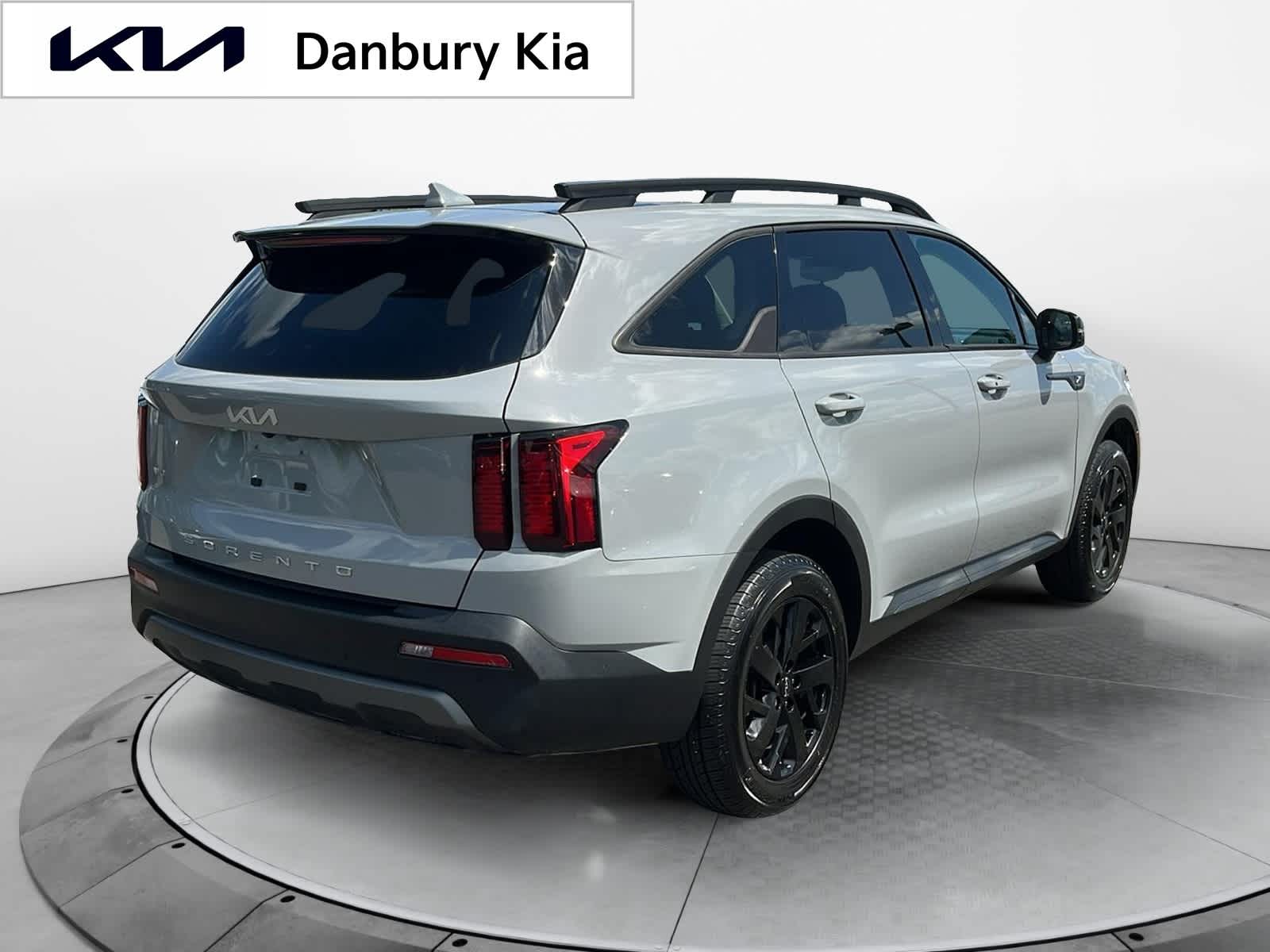 used 2022 Kia Sorento car, priced at $29,827