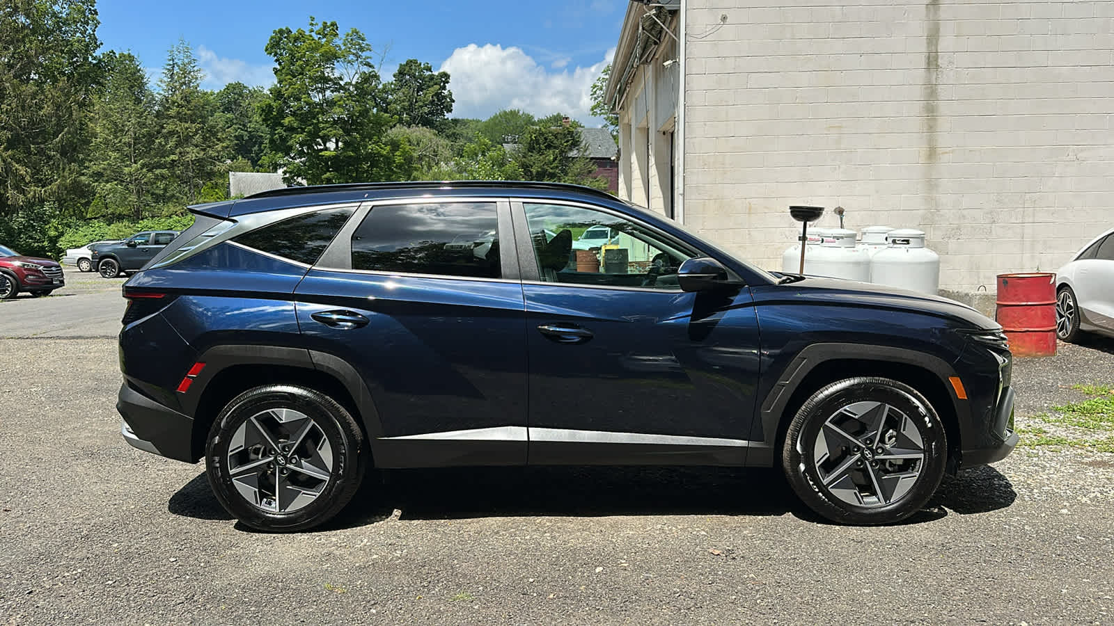 used 2025 Hyundai Tucson Hybrid car, priced at $35,901