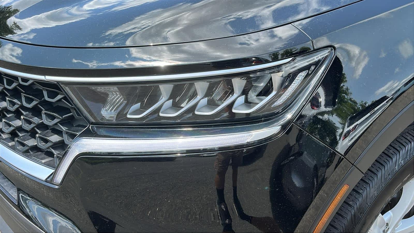 used 2022 Kia Sorento car, priced at $26,983