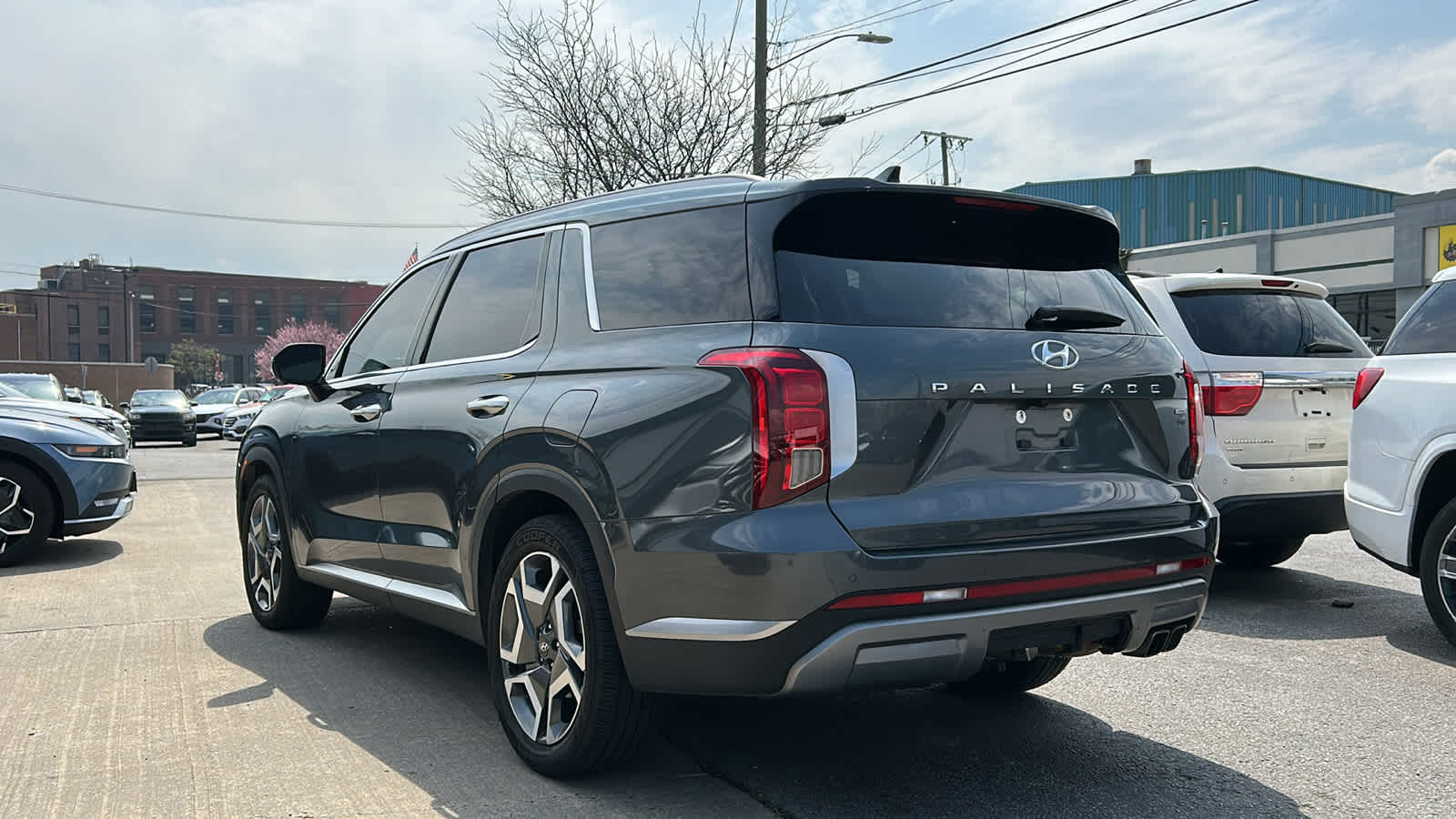 used 2023 Hyundai Palisade car, priced at $29,402