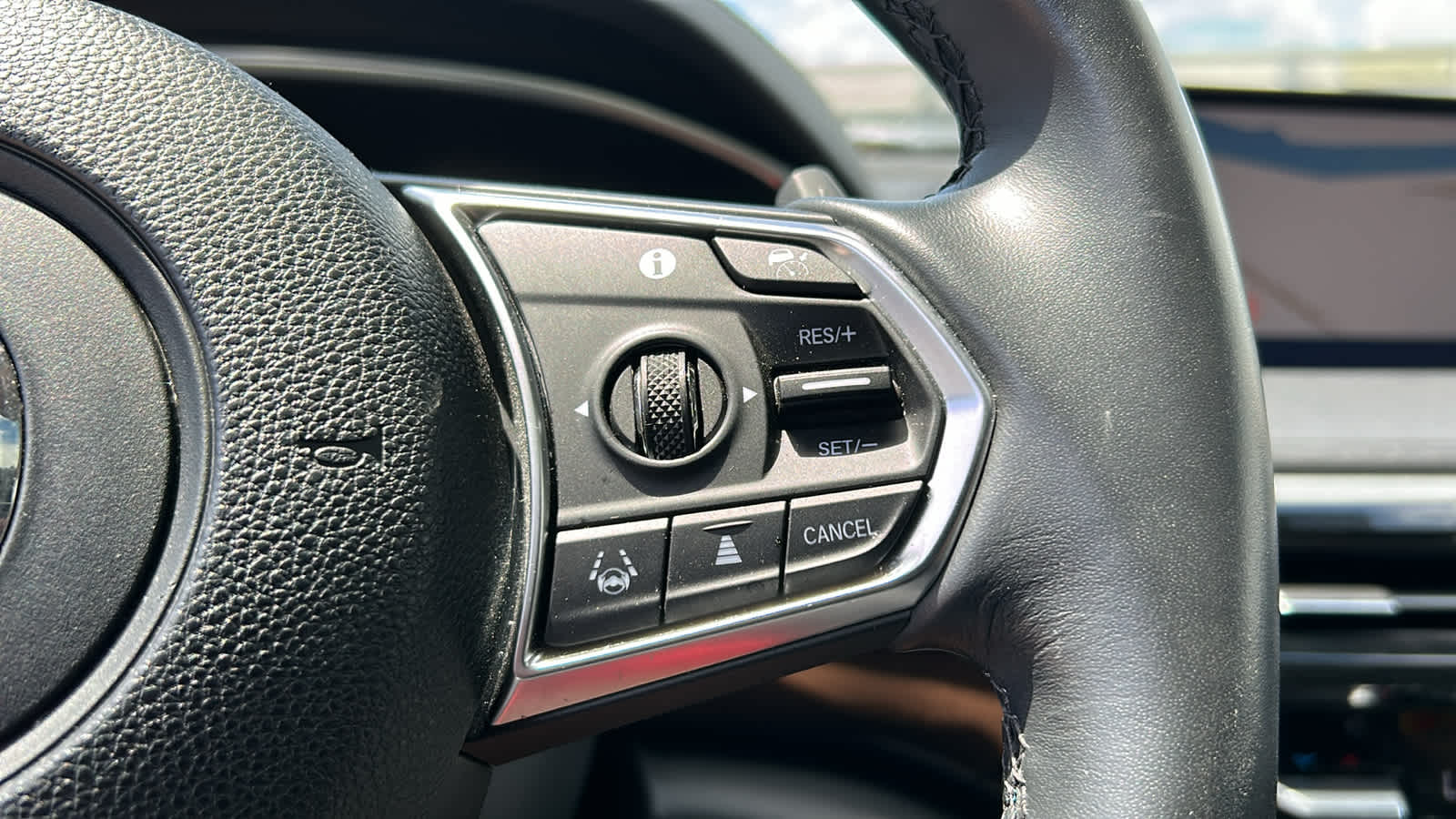 used 2023 Acura MDX car, priced at $42,701