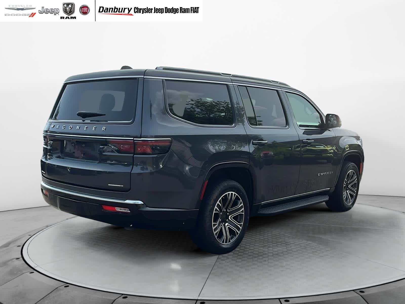 used 2022 Jeep Wagoneer car, priced at $41,316