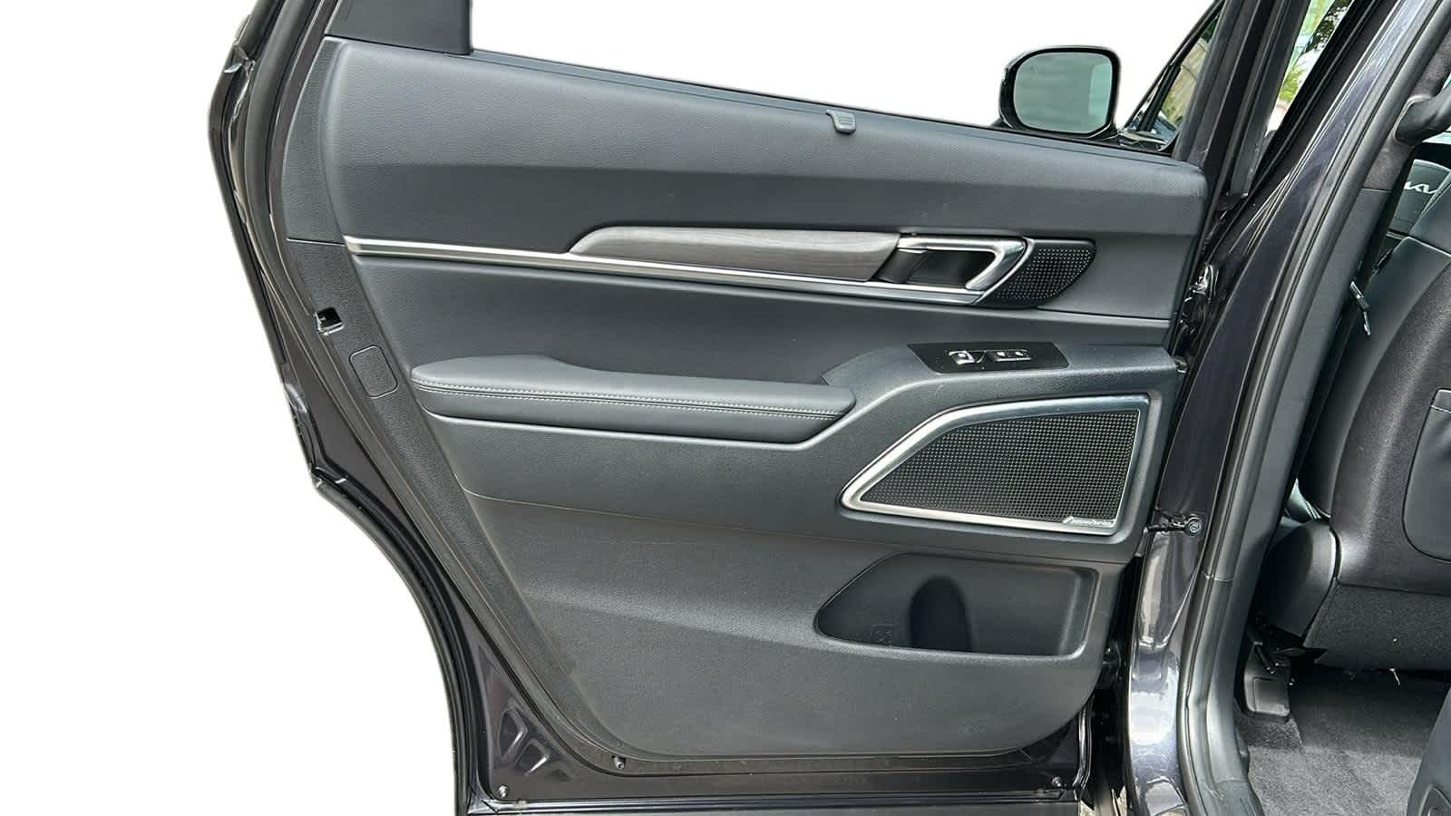 used 2025 Kia Telluride car, priced at $49,457