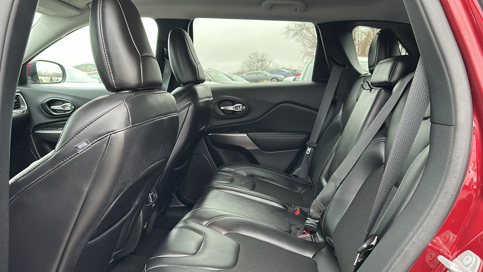 used 2021 Jeep Cherokee car, priced at $19,403