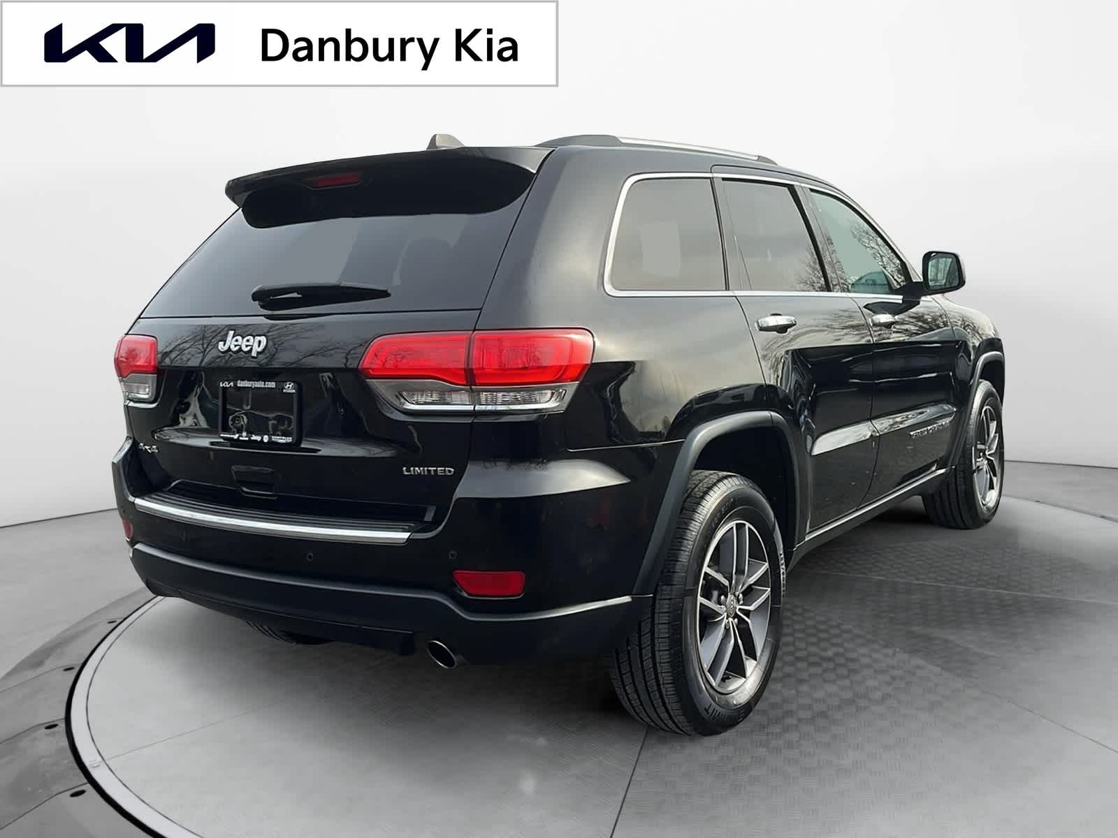 used 2018 Jeep Grand Cherokee car, priced at $14,913