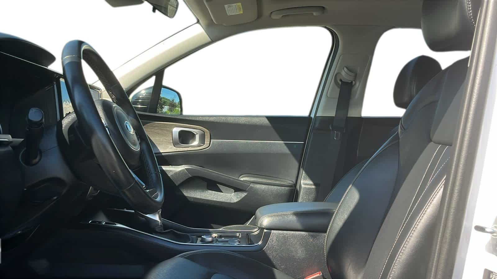 used 2021 Kia Sorento car, priced at $23,947